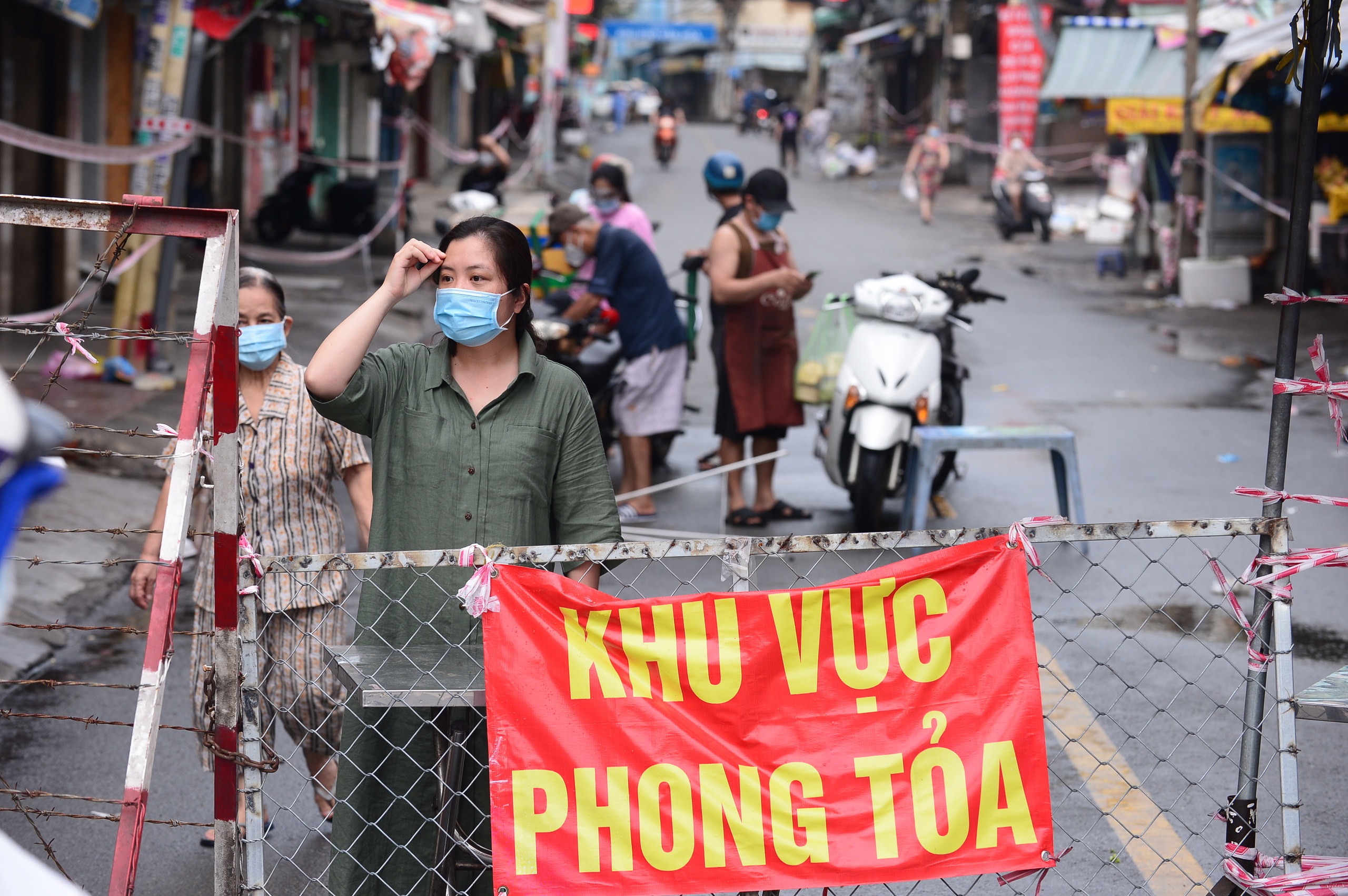 Ký ức 5 năm COVID-19: Nước mắt lặn vào trong cho nhịp đời bước tiếp - Ảnh 7.