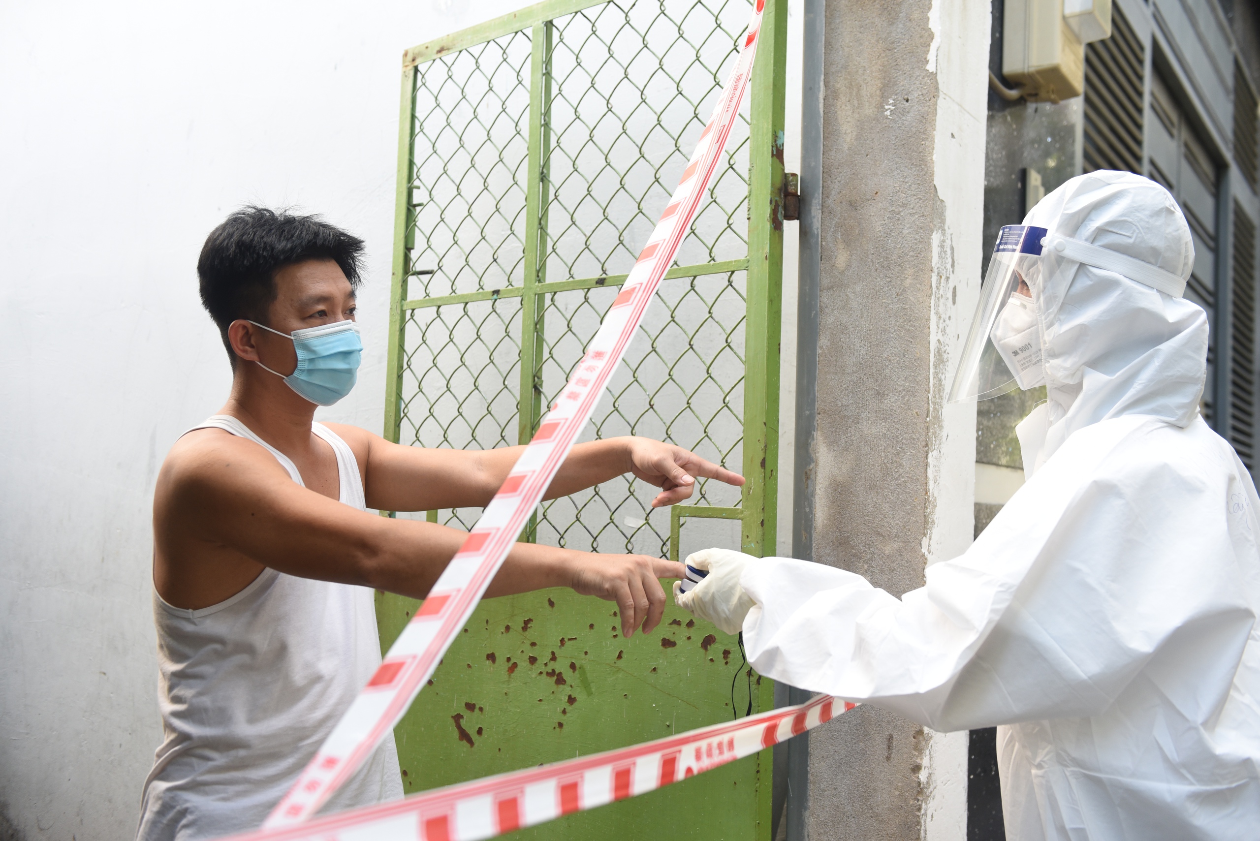 Ký ức 5 năm COVID-19: Nước mắt lặn vào trong cho nhịp đời bước tiếp - Ảnh 16.