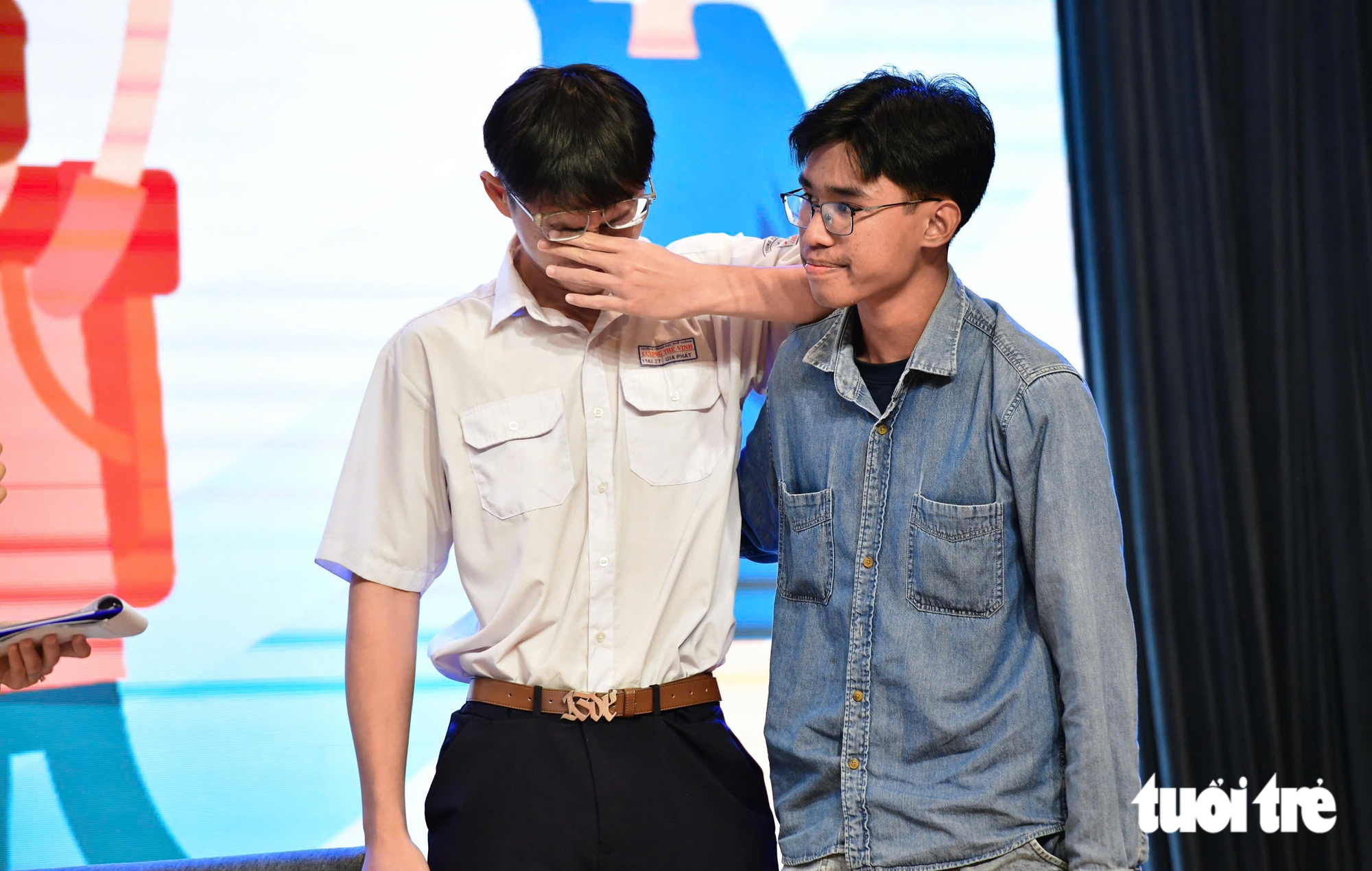 Giấu bạn, lớp trưởng viết thư nhờ ‘Chắp cánh ước mơ’ giúp bạn cùng lớp - Ảnh 3.