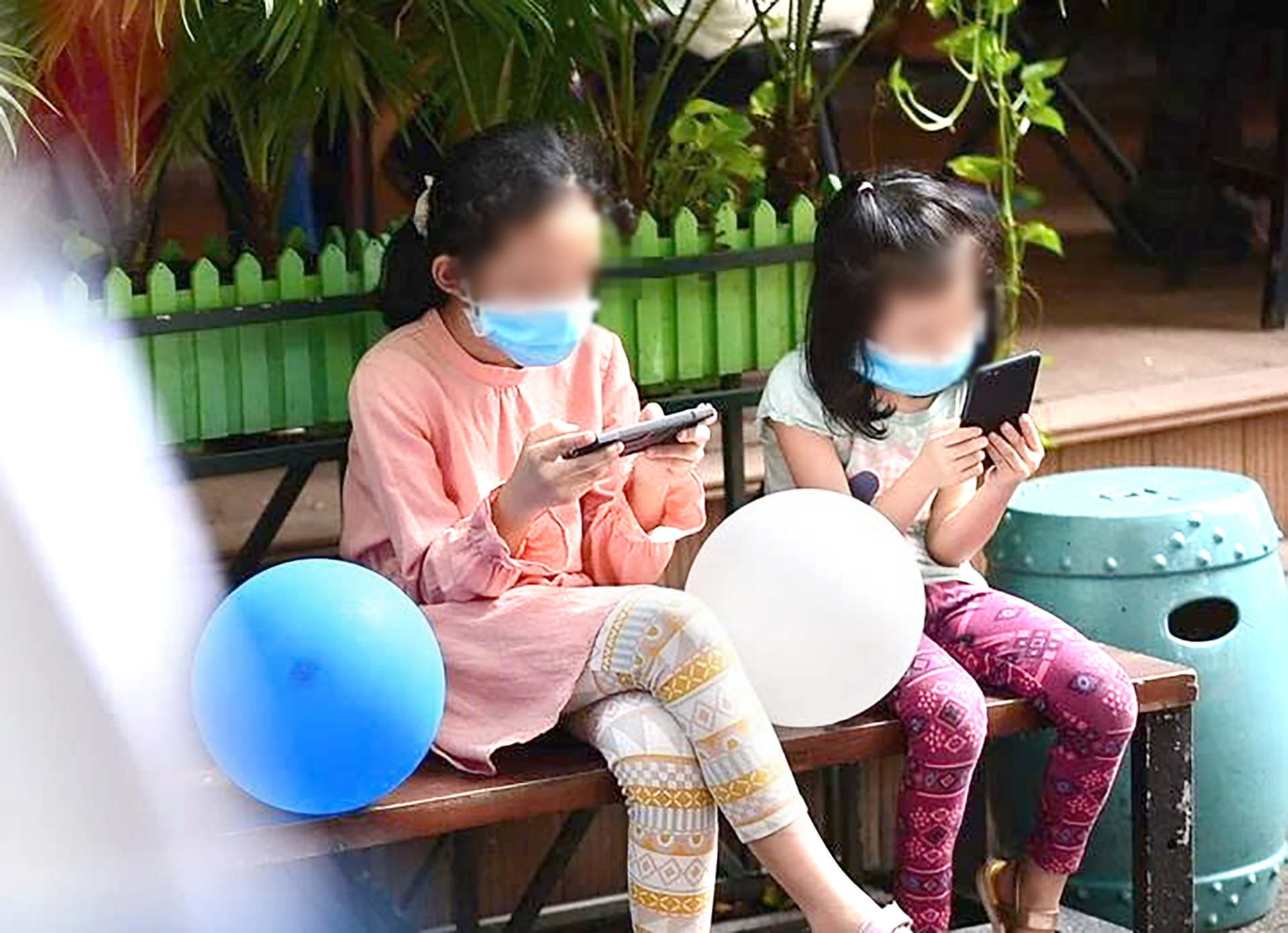 Đừng chỉ hỏi con đã lướt mạng bao lâu? - Ảnh 2.