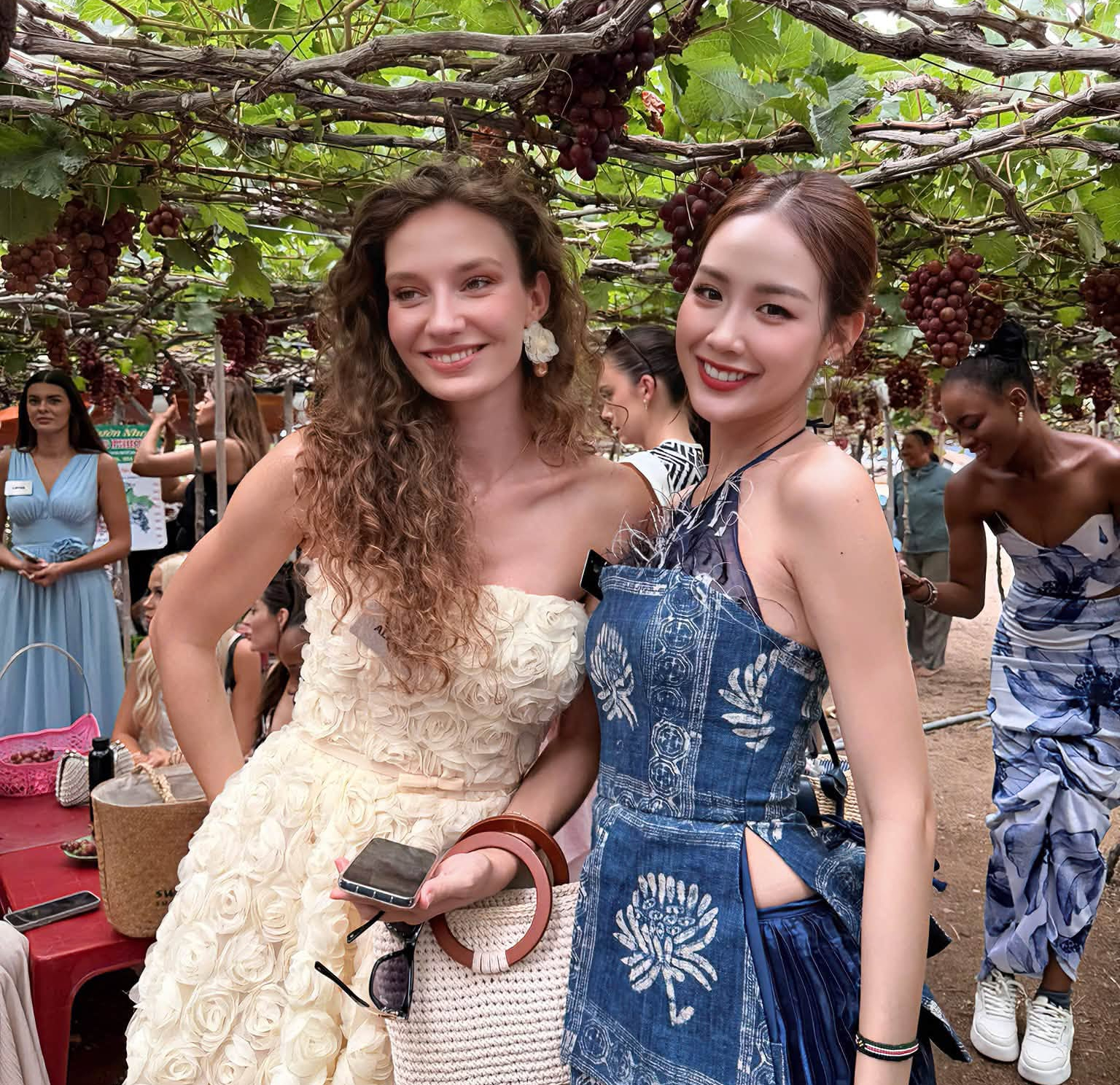 111 người đẹp Miss World làm gì trước khi bước vào chặng đua cuối? - Ảnh 11.