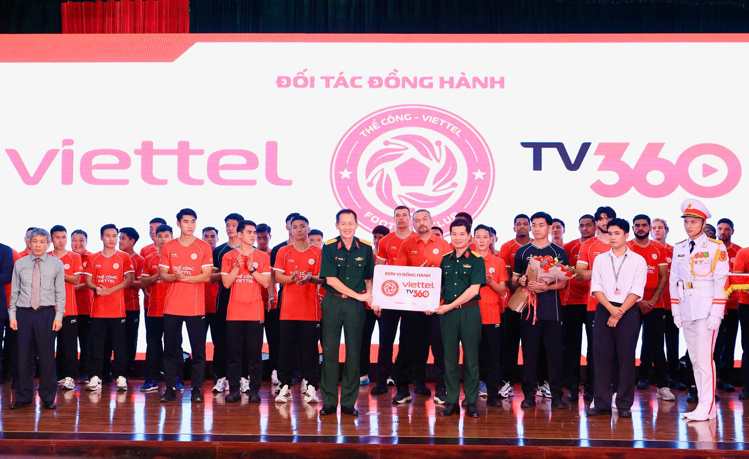 Thể Công - Viettel xuất quân, cạnh tranh chức vô địch V-League 2026 - 2027 - Ảnh 1.