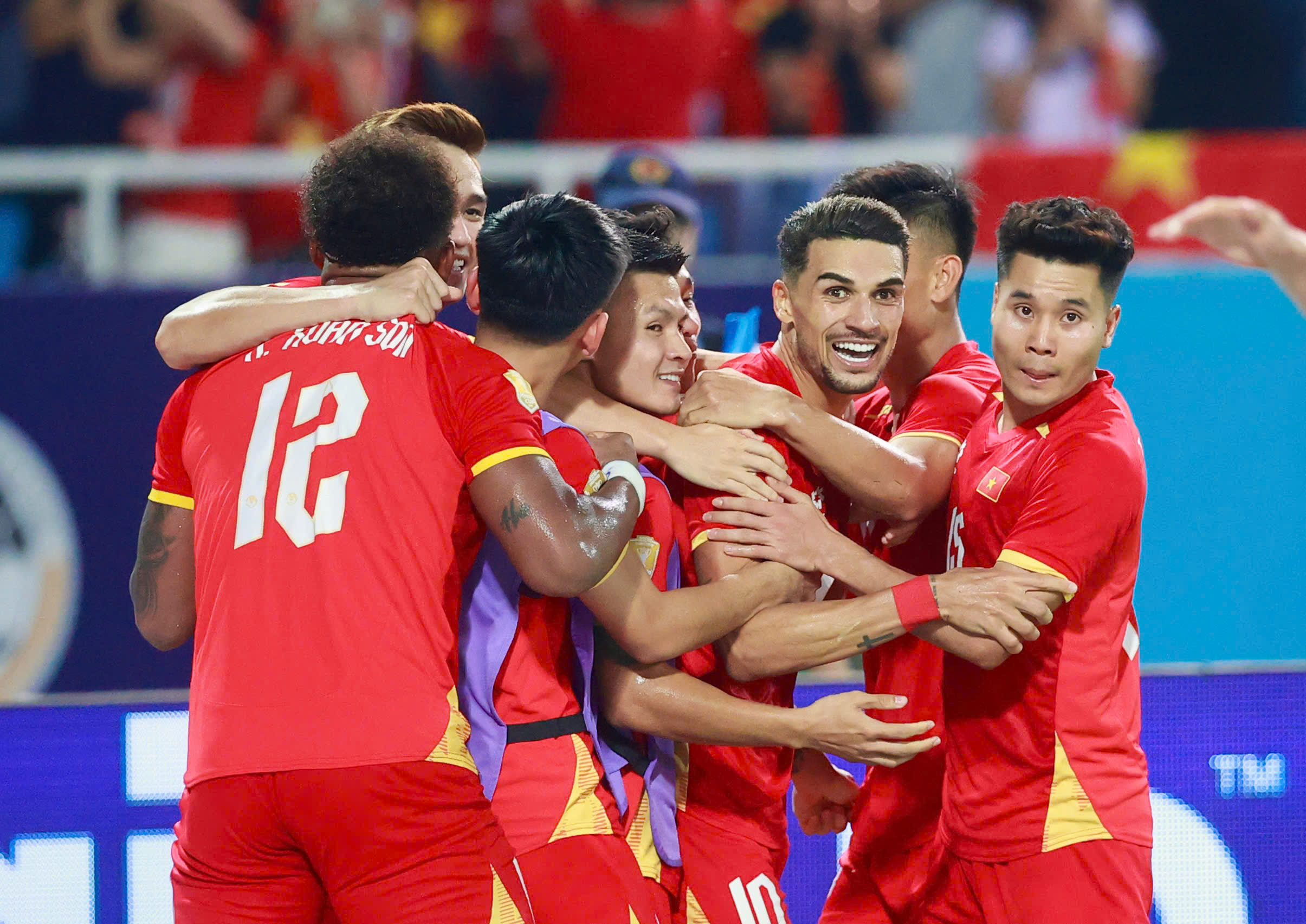 Đội tuyển Việt Nam xuất sắc đăng quang ASEAN Cup 2026 sau Hành trình đầy cảm xúc - Ảnh 13.