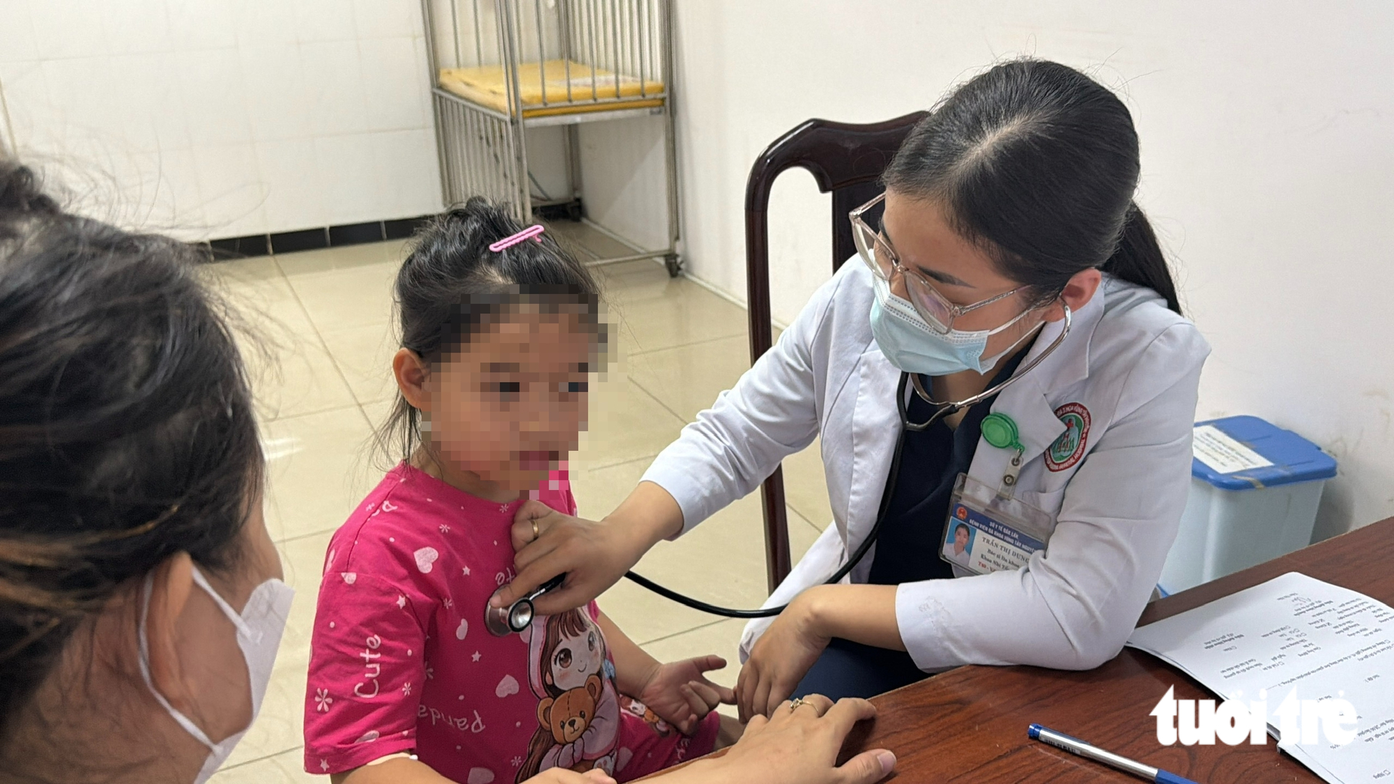 Bệnh viện ở Đắk Lắk khám xuyên trưa, phục vụ bệnh nhân ở xa - Ảnh 2.