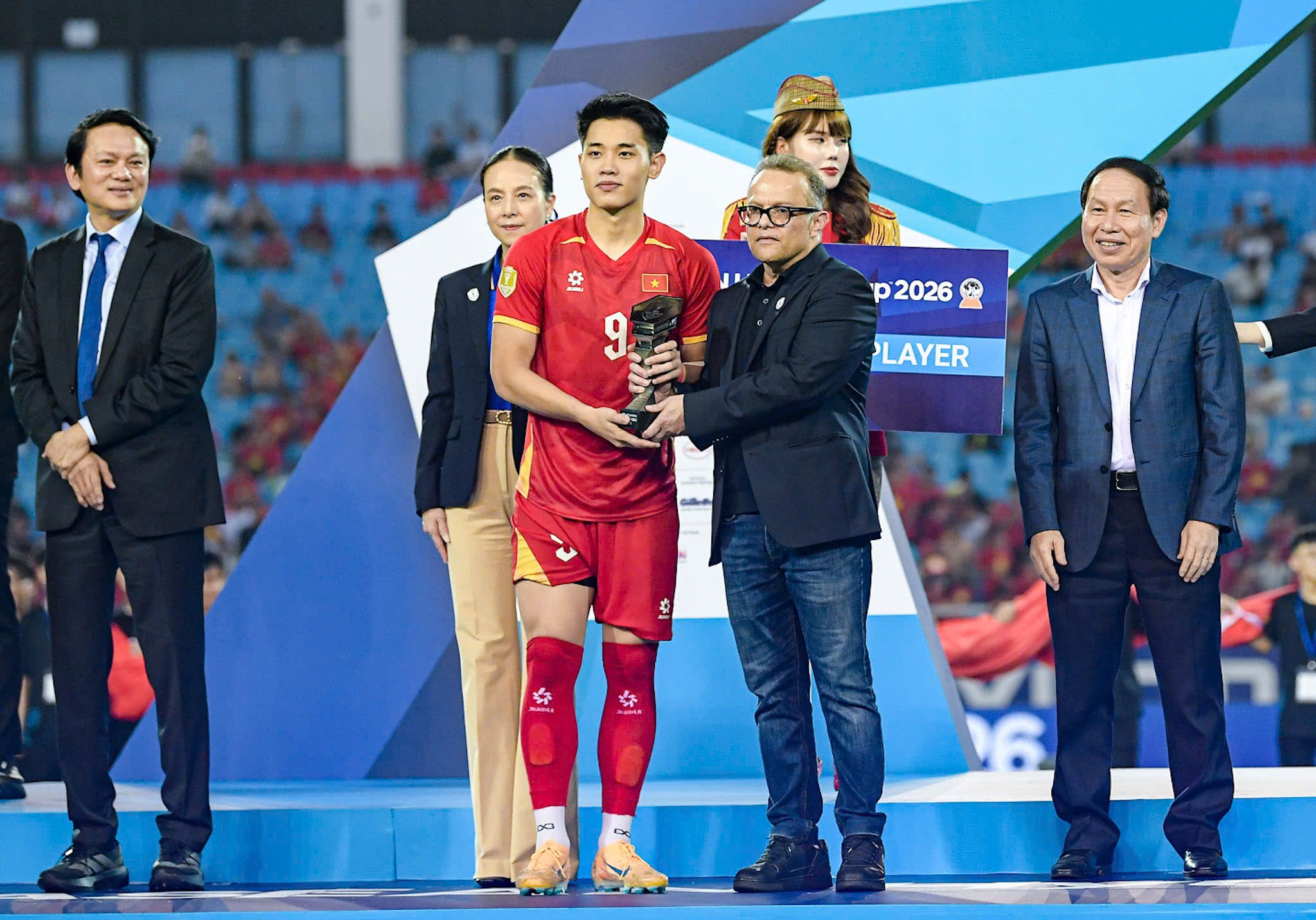 Đình Bắc giúp Việt Nam thống trị danh hiệu cá nhân ASEAN Cup 2026 - Ảnh 1.
