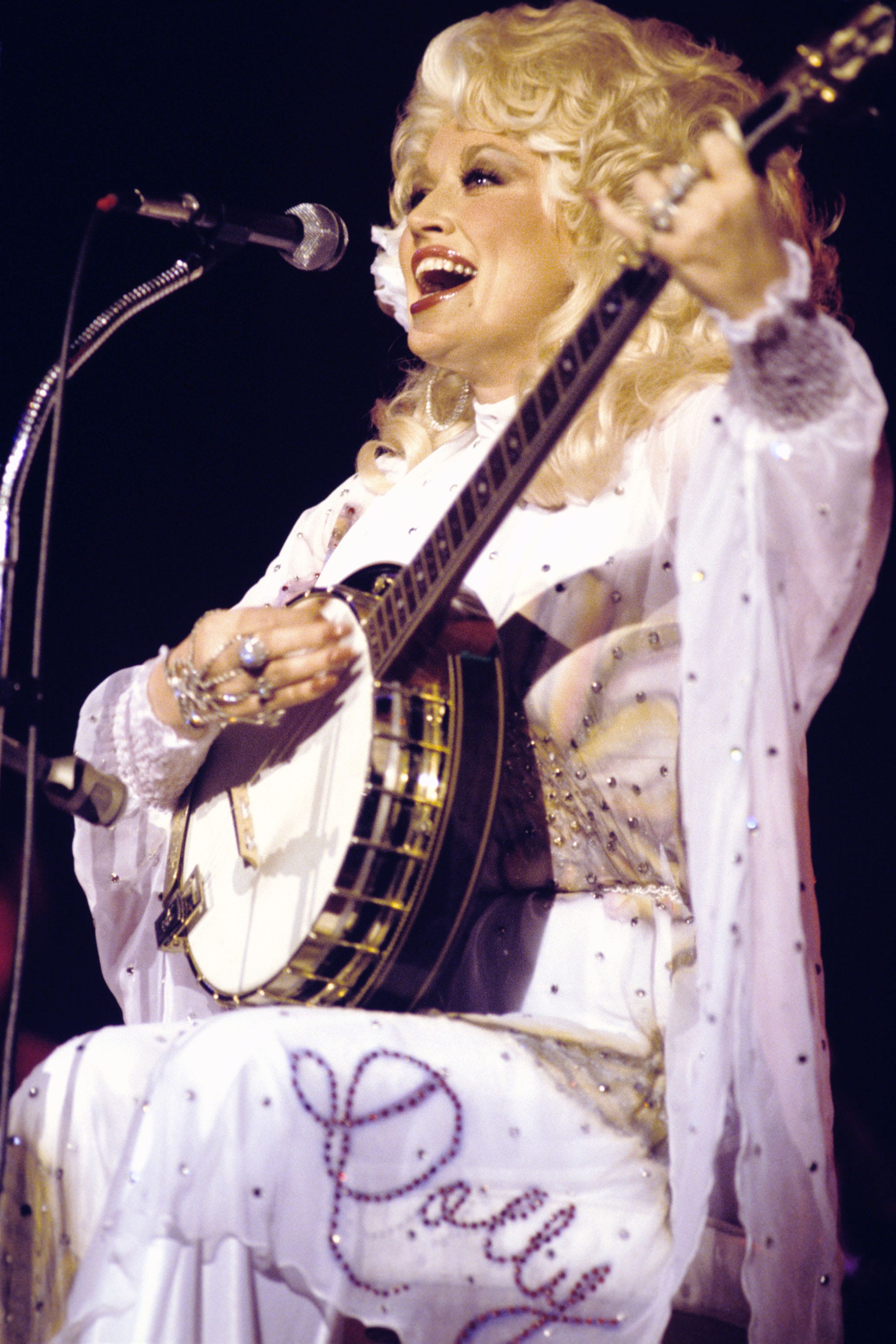Biểu tượng thời trang Dolly Parton - Ảnh 4.