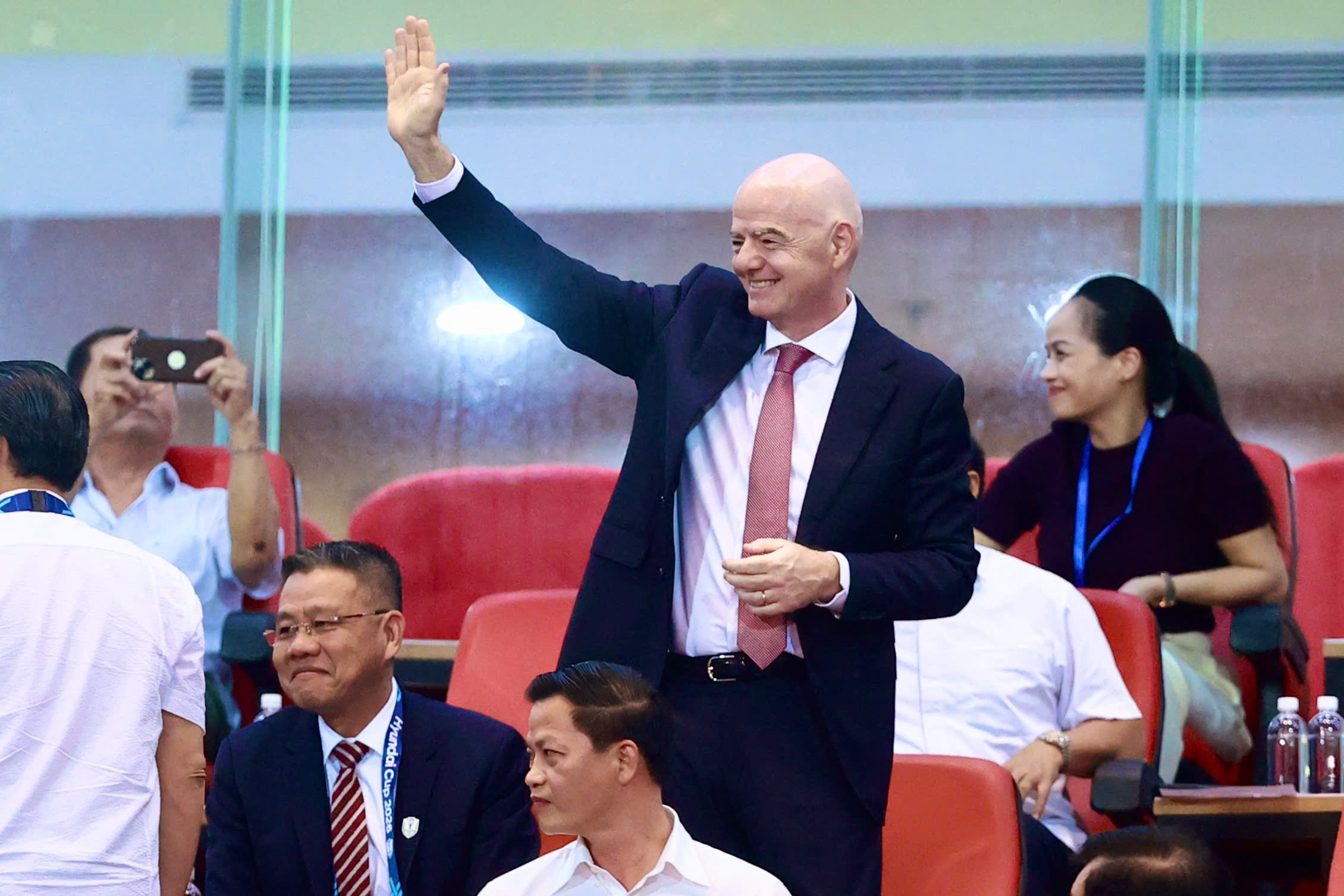 Trực tuyến Việt Nam - Thái Lan (20h): Thái Lan thay thủ môn - Ảnh 1.