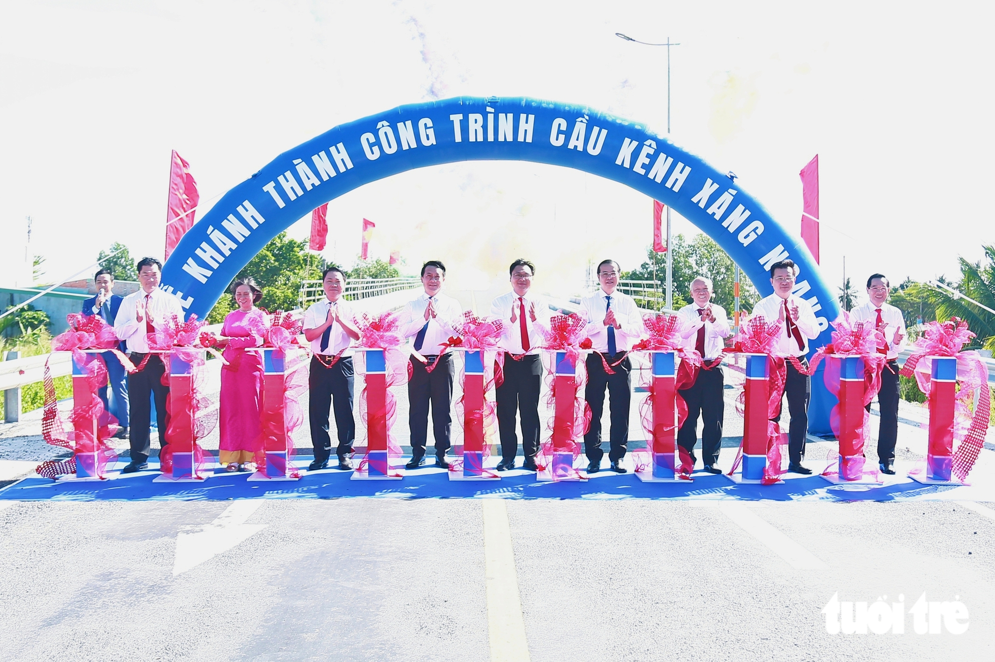 Xã Bình Lợi khánh thành cầu Kênh Xáng Dọc và Kênh Xáng Ngang, tăng kết nối giao thương liên vùng - Ảnh 4.