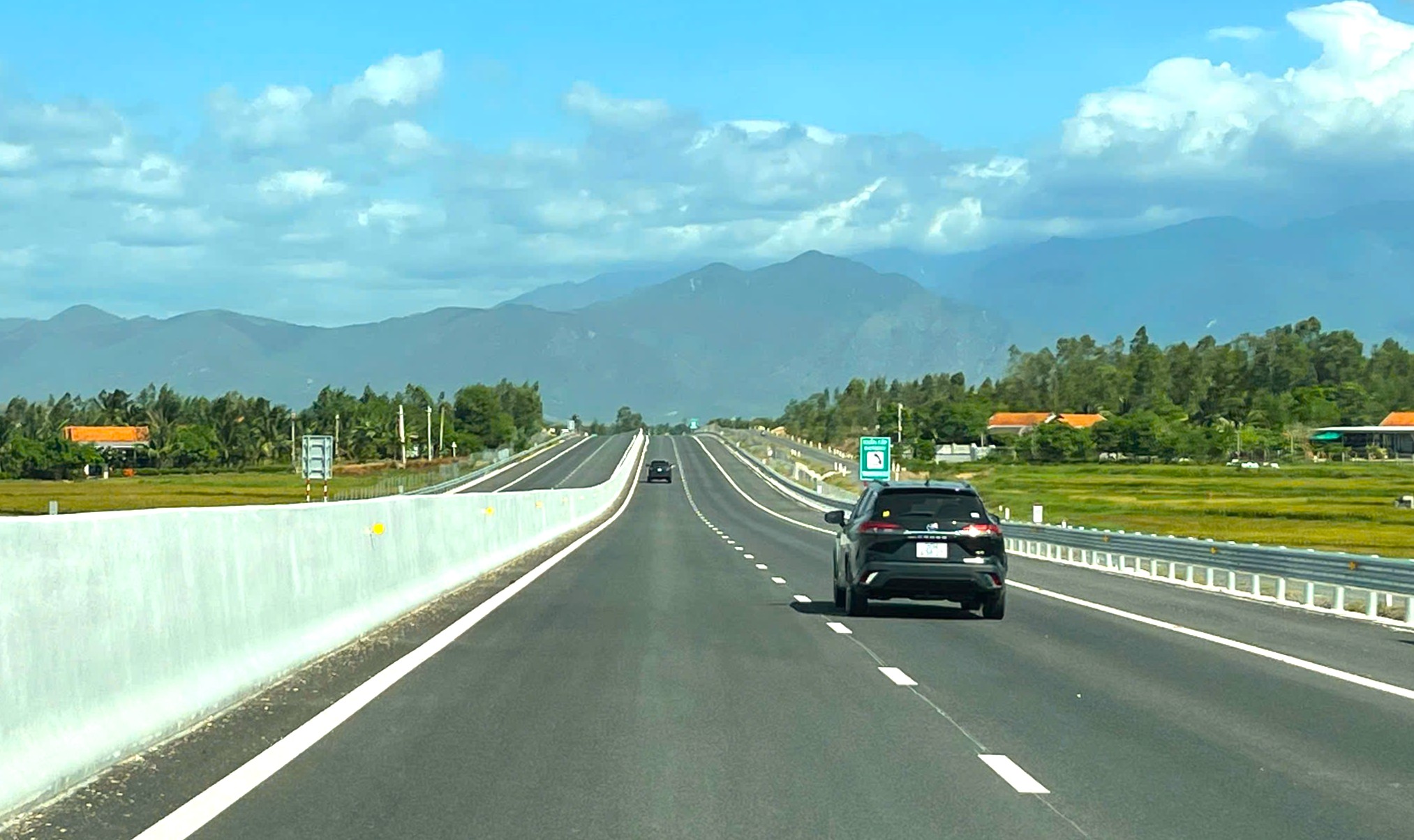 Thiếu vật liệu xây dựng làm cao tốc Khánh Hòa - Buôn Ma Thuột - Ảnh 3.