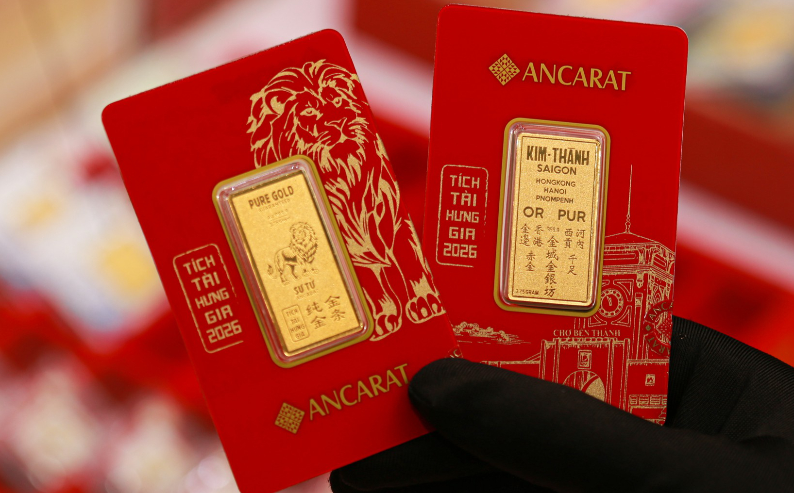 Giá vàng xóa sạch thành quả tăng của 10 ngày chỉ trong hơn 1 giờ - Ảnh 2.