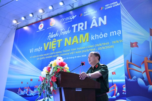 Long Châu mang đến sức khỏe cho người dân Côn Đảo trong Hành trình tri ân 2026 - Ảnh 2.