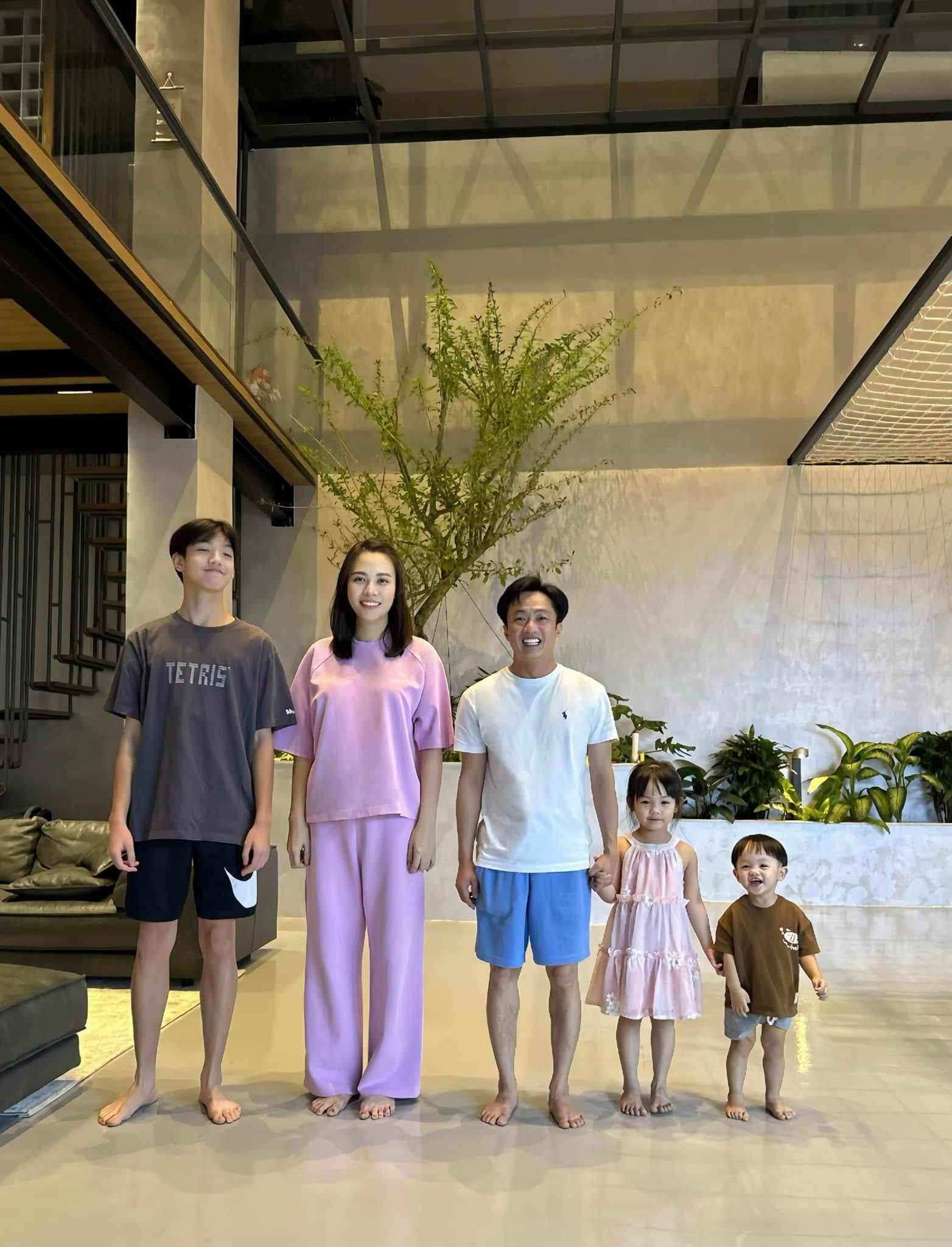 Chân dài dân tộc Tày lấy Cường Đô La: Bộ sưu tập siêu xe trăm tỉ và chiêu ứng xử 'cao tay' - Ảnh 6.