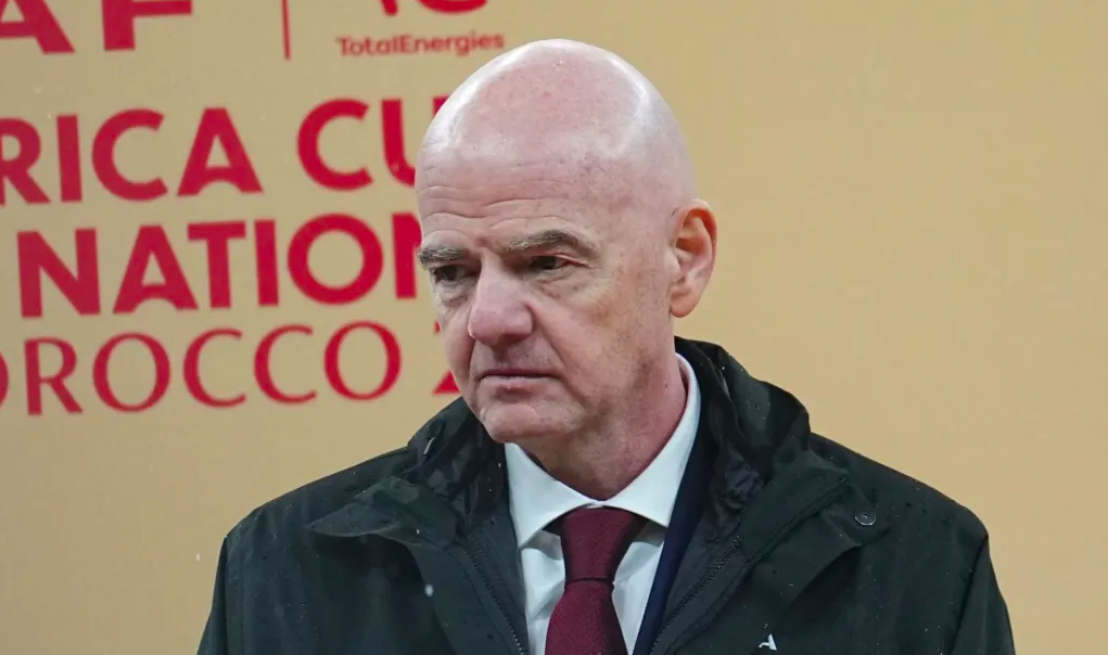 UEFA tung thêm 'đòn đánh' nhắm vào chủ tịch Infantino - Ảnh 1.