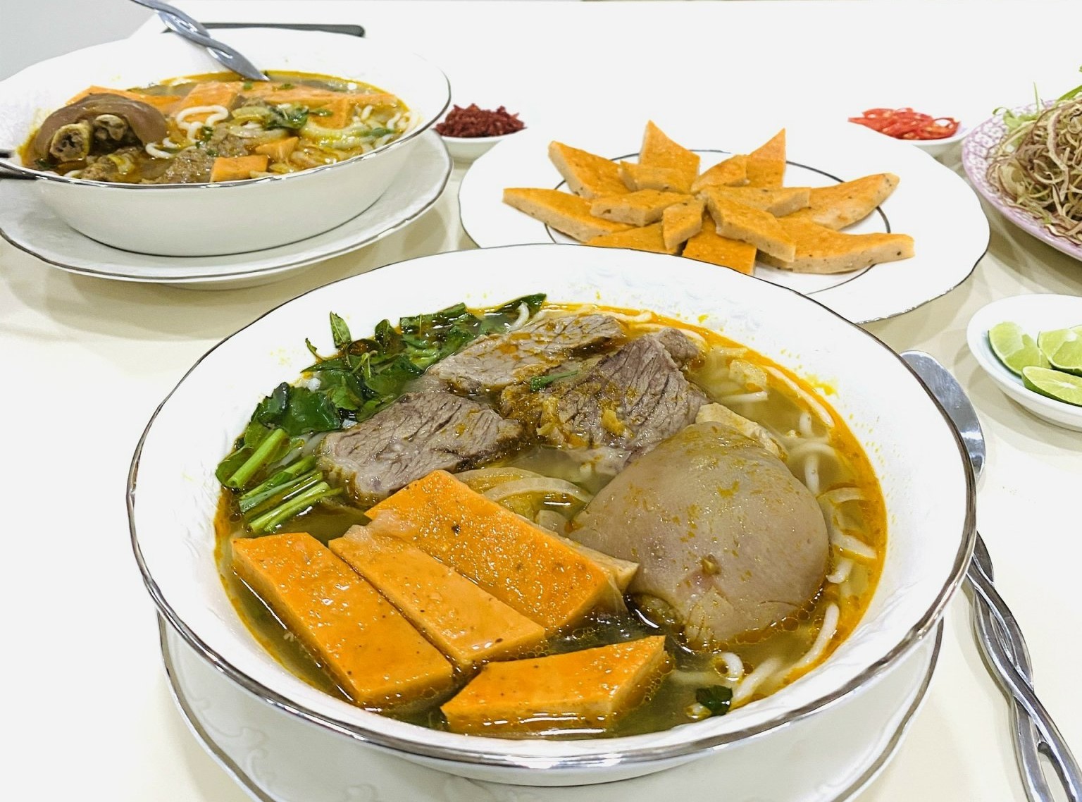 Khán giả bất ngờ khi Quế Trân trổ tài làm đầu bếp - Ảnh 2.
