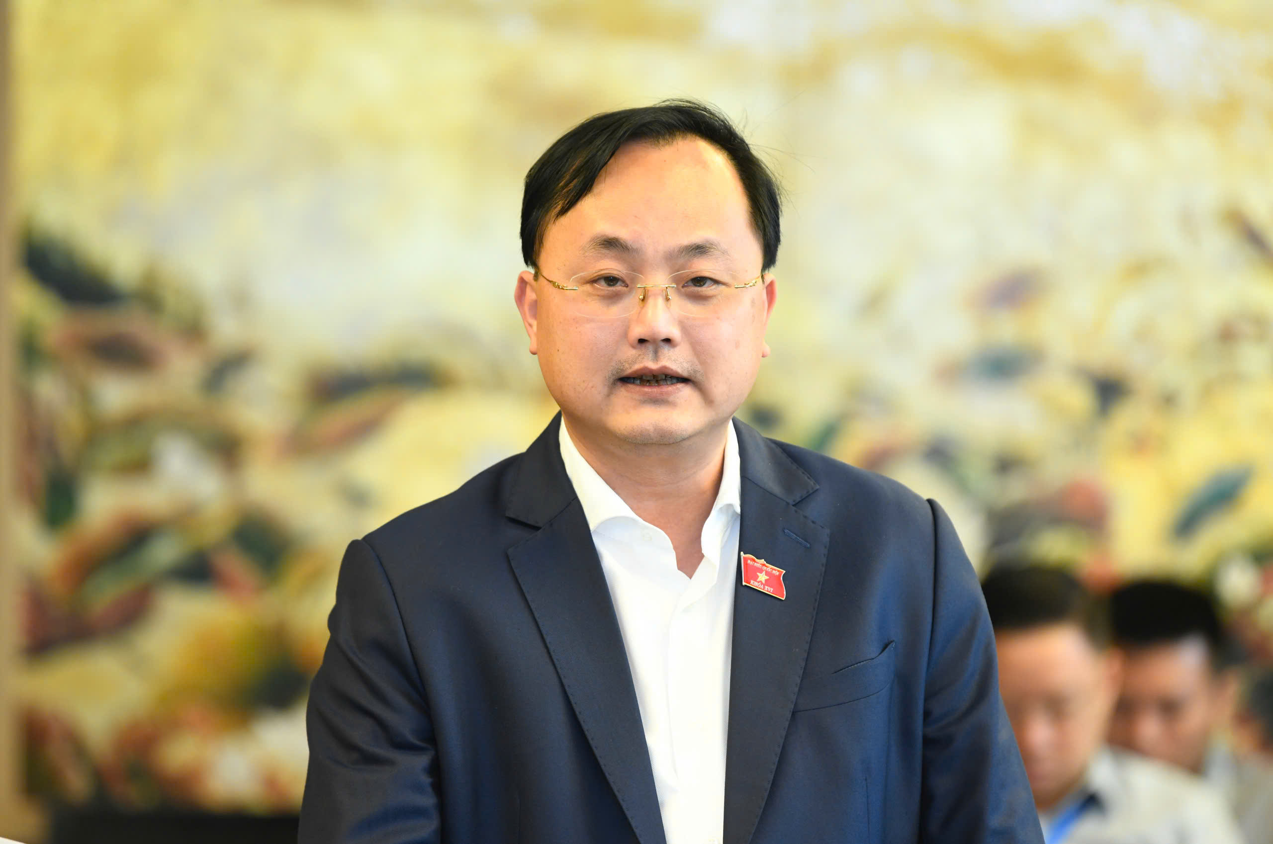 Kinh doanh nước sạch đưa ra khỏi ngành nghề có điều kiện, đại biểu lo ngại quản lý chất lượng - Ảnh 2.