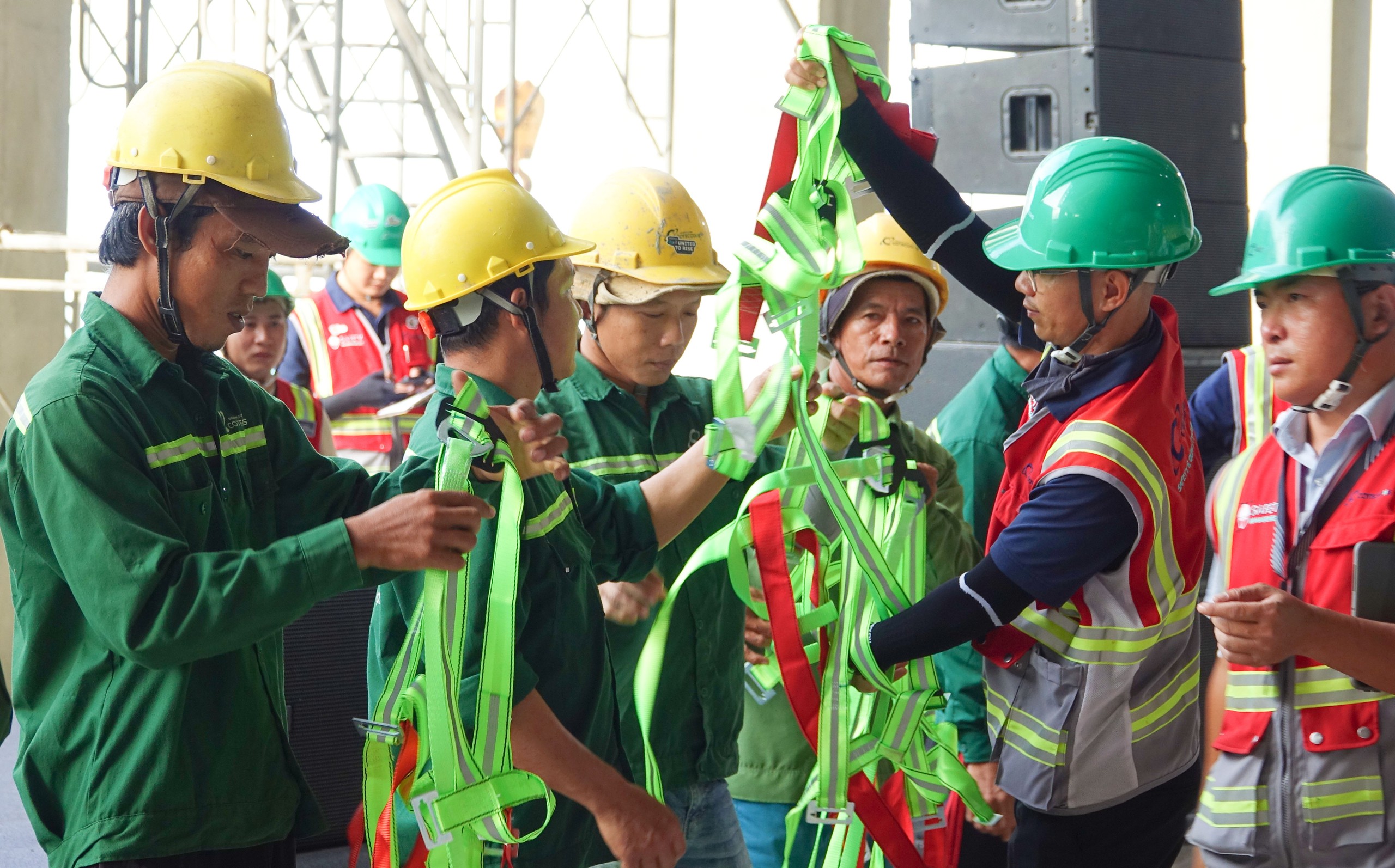 Những người góp sức làm nên công trình, dự án thế kỷ ở Phú Quốc đón APEC 2027 - Ảnh 8.