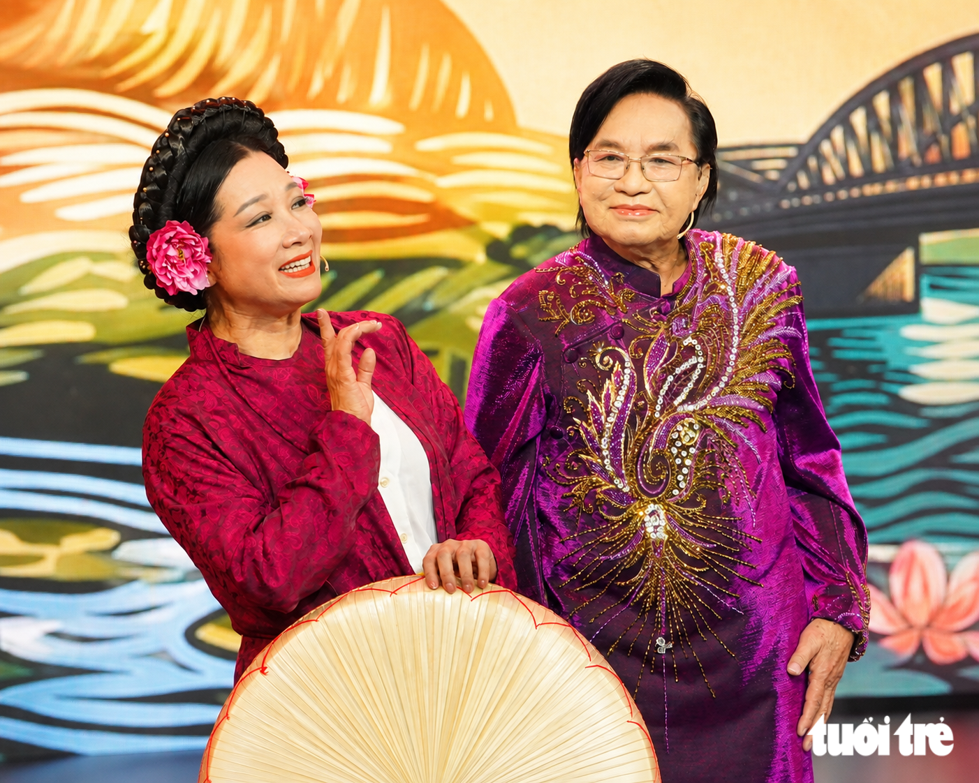 Thanh Tuấn là chàng trai xứ Huế, Thanh Thanh Hiền hóa cô gái Kinh Bắc ở Gala Chuông vàng vọng cổ - Ảnh 1.