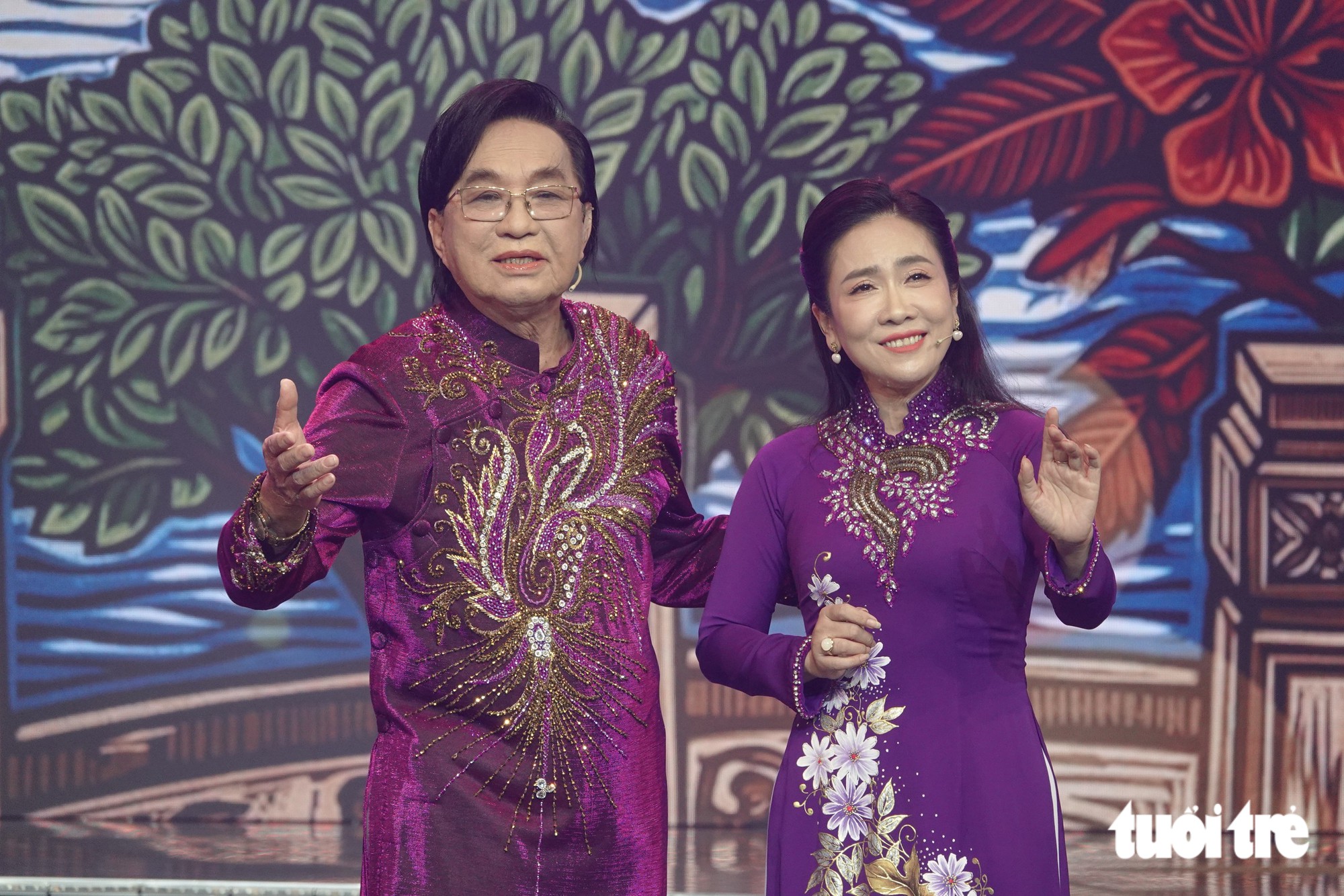 Thanh Tuấn là chàng trai xứ Huế, Thanh Thanh Hiền hóa cô gái Kinh Bắc ở Gala Chuông vàng vọng cổ - Ảnh 3.