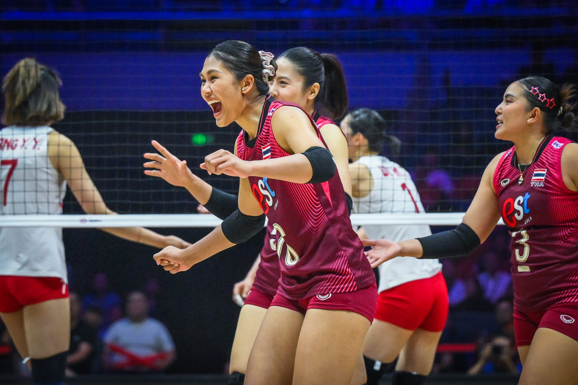 Đánh bại Trung Quốc, bóng chuyền nữ Thái Lan giành vé dự Olympic 2028 - Ảnh 1.