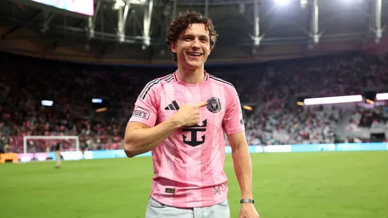 Phương pháp tập luyện đặc biệt của “Người Nhện” Tom Holland - Ảnh 2.