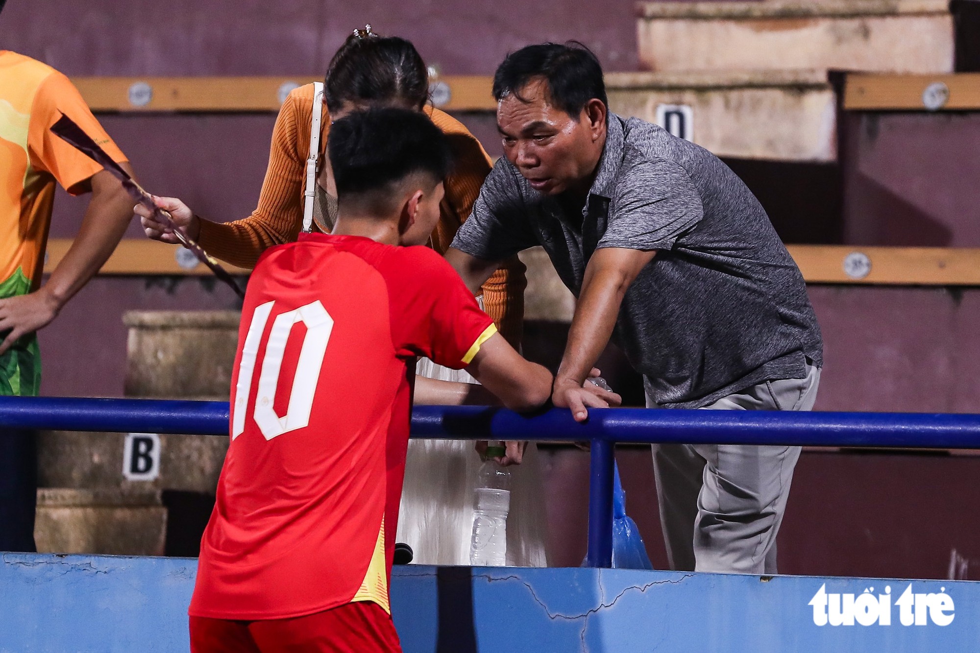 HLV U20 Việt Nam: 'Chúng tôi đã hoảng loạn' - Ảnh 5.