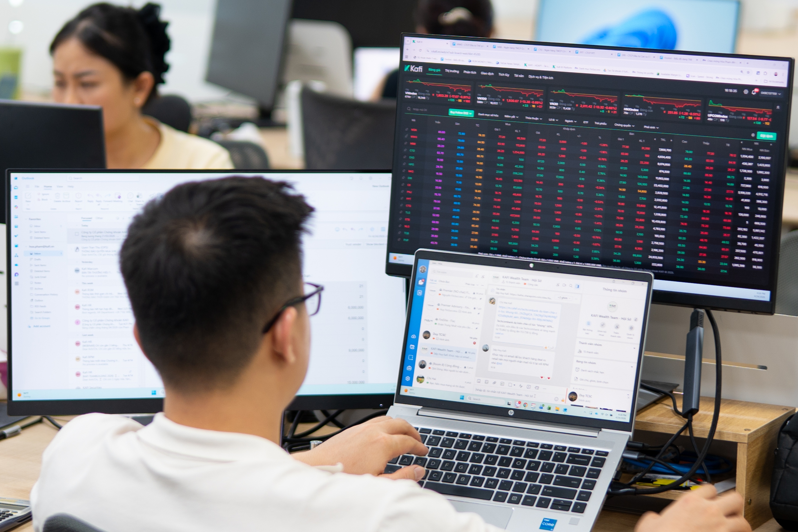 Chứng khoán 4-8: Áp sát vùng cản mạnh, VN-Index có thể xuất hiện nhịp rung lắc? - Ảnh 1.