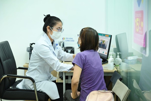 Ghi nhận gần 1 . 000 Ca sốt xuất huyết TPHCM trong tuần , Chuyên gia cảnh báo nguy cơ bùng phát - Ảnh 2.