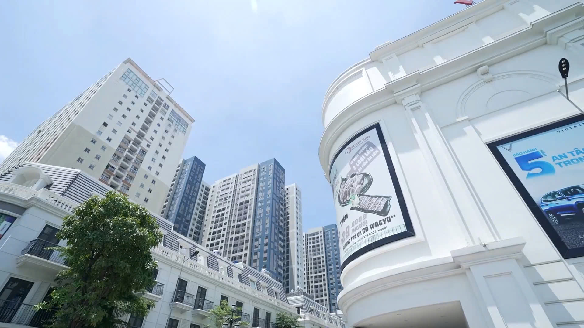 Bí thư phường Dĩ An đông dân nhất TP.HCM trả lời Tuổi Trẻ - Ảnh 4.