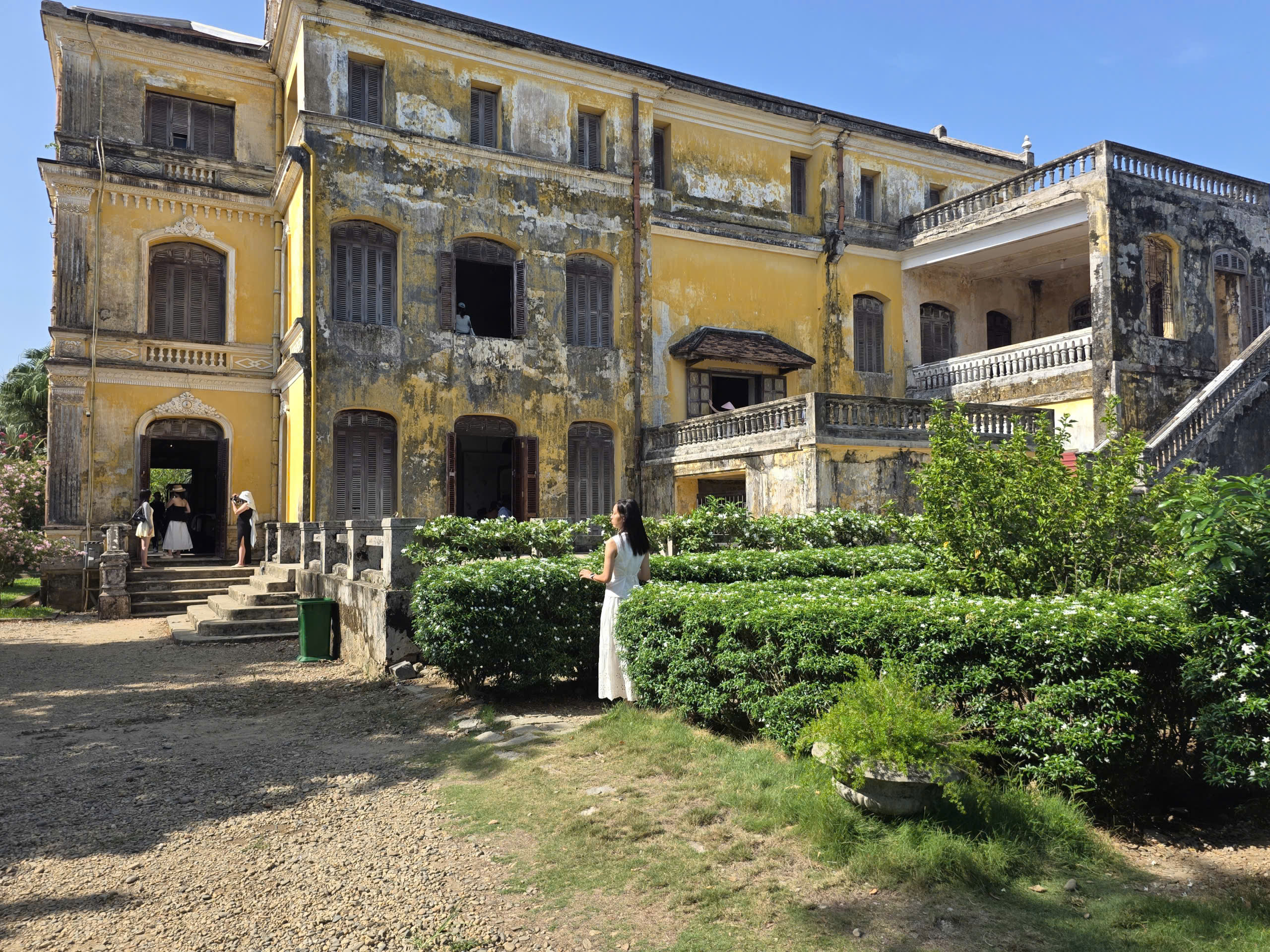 Hue: The city that can’t be rushed when visiting Vietnam - Ảnh 5.