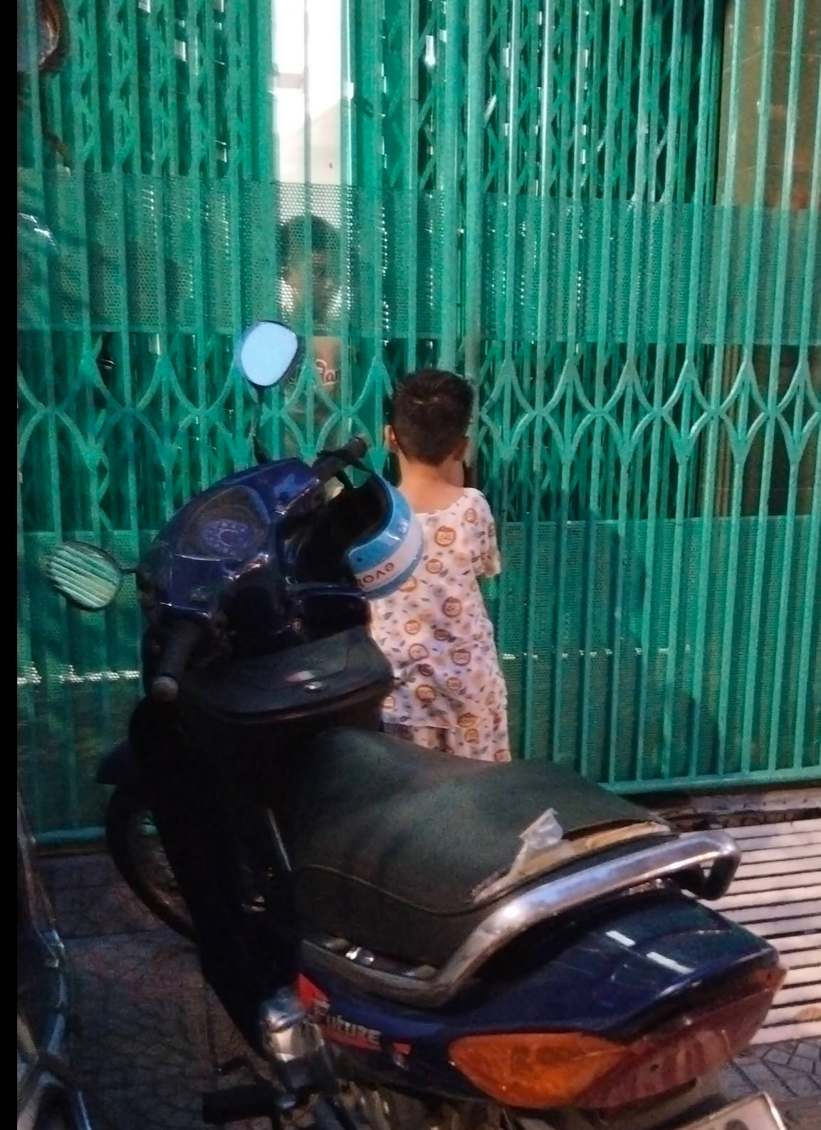 Phường lên tiếng về bài đăng cháu bé bị 'tống' khỏi lớp cờ vua vì chậm nộp học phí - Ảnh 1.