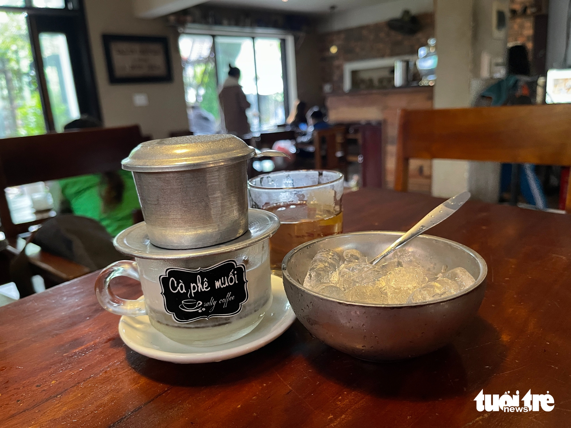 Hue: The city that can’t be rushed when visiting Vietnam - Ảnh 8.