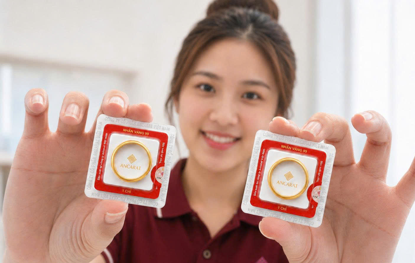 Diễn biến lạ: Giá vàng thế giới tăng mạnh, trong nước chỉ tăng 500.000 đồng/lượng - Ảnh 1.