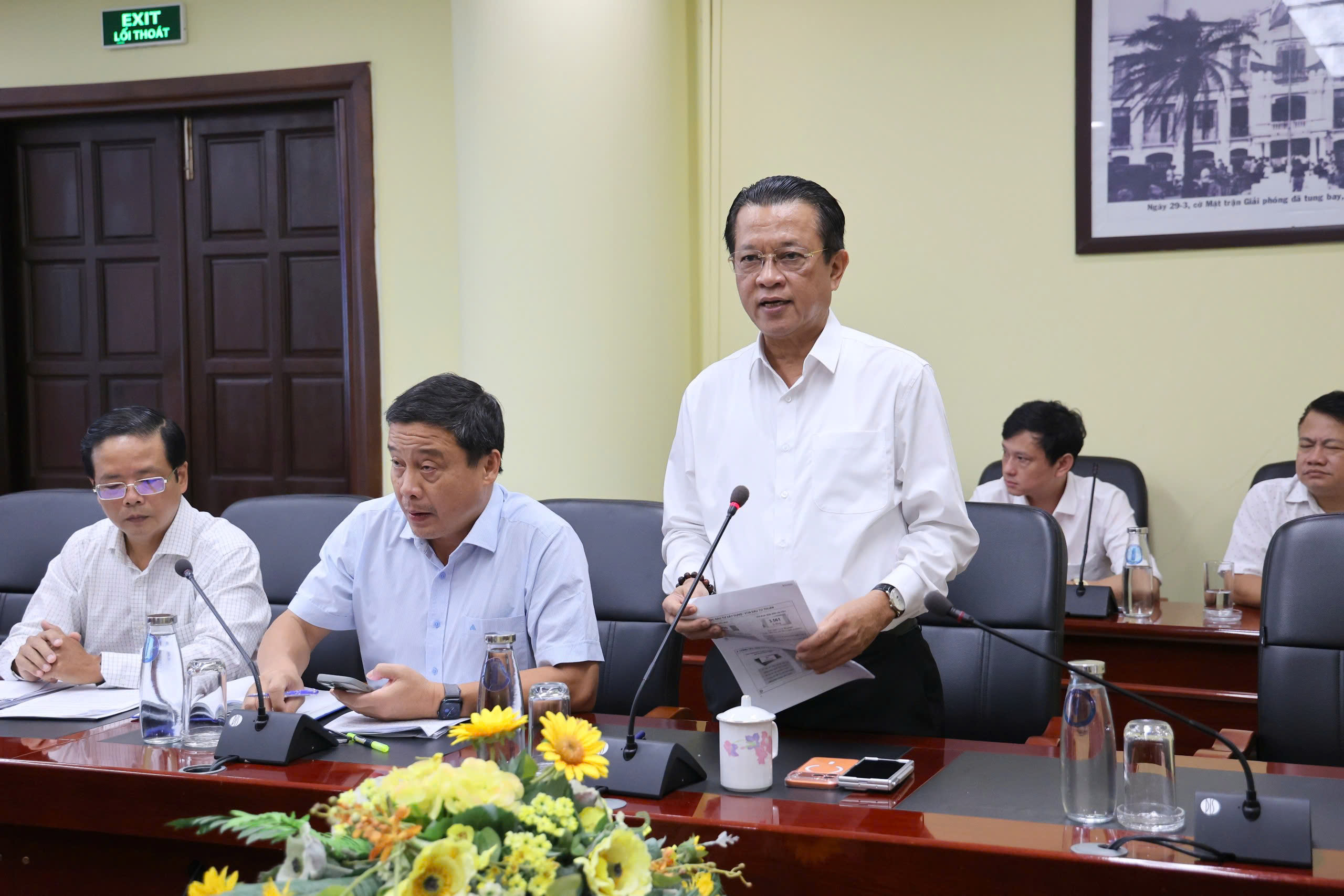 Cùng tháo gỡ những vướng mắc trong đầu tư hạ tầng điện ở Đà Nẵng - Ảnh 2.