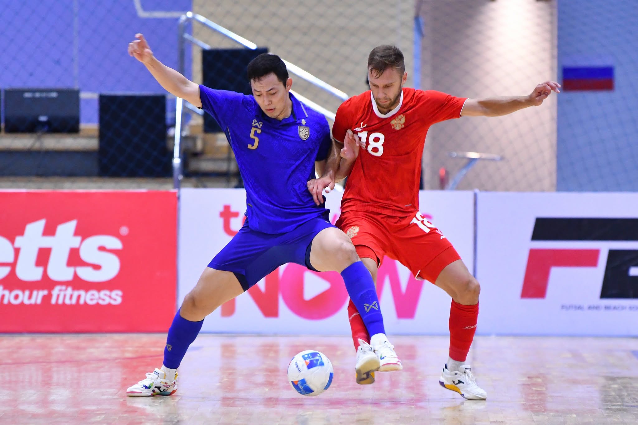 Tuyển futsal Việt Nam giành ngôi á quân châu lục - Ảnh 1.