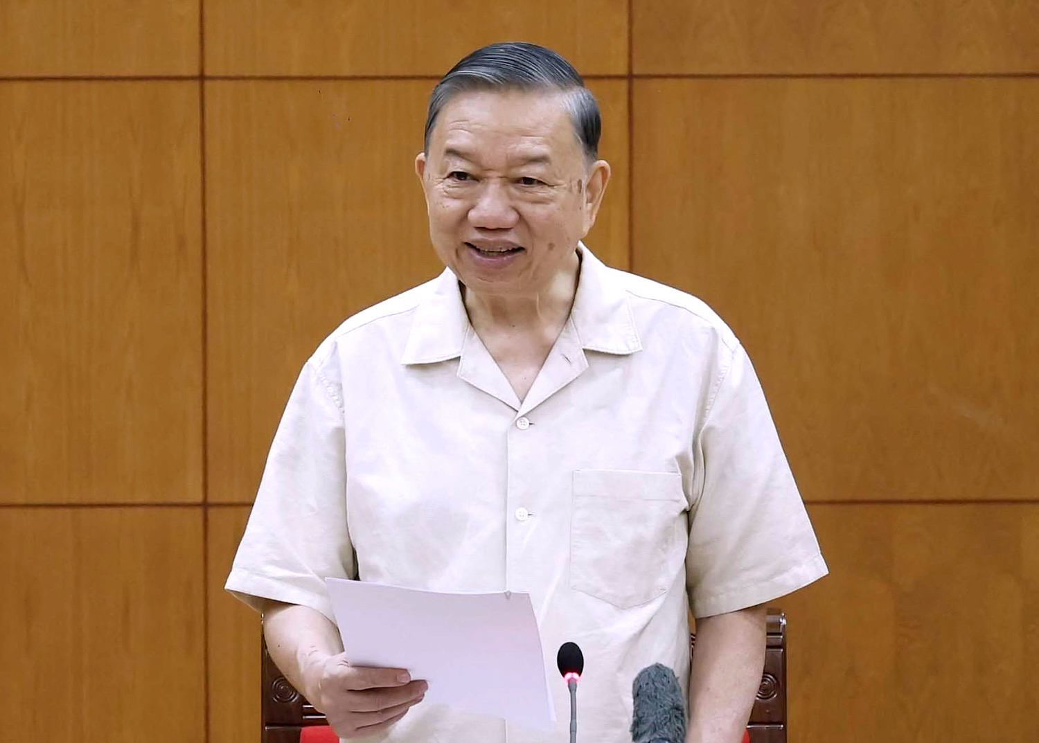 Tổng Bí thư, Chủ tịch nước: Làm rõ trách nhiệm các dự án chậm tiến độ, đội vốn - Ảnh 2.