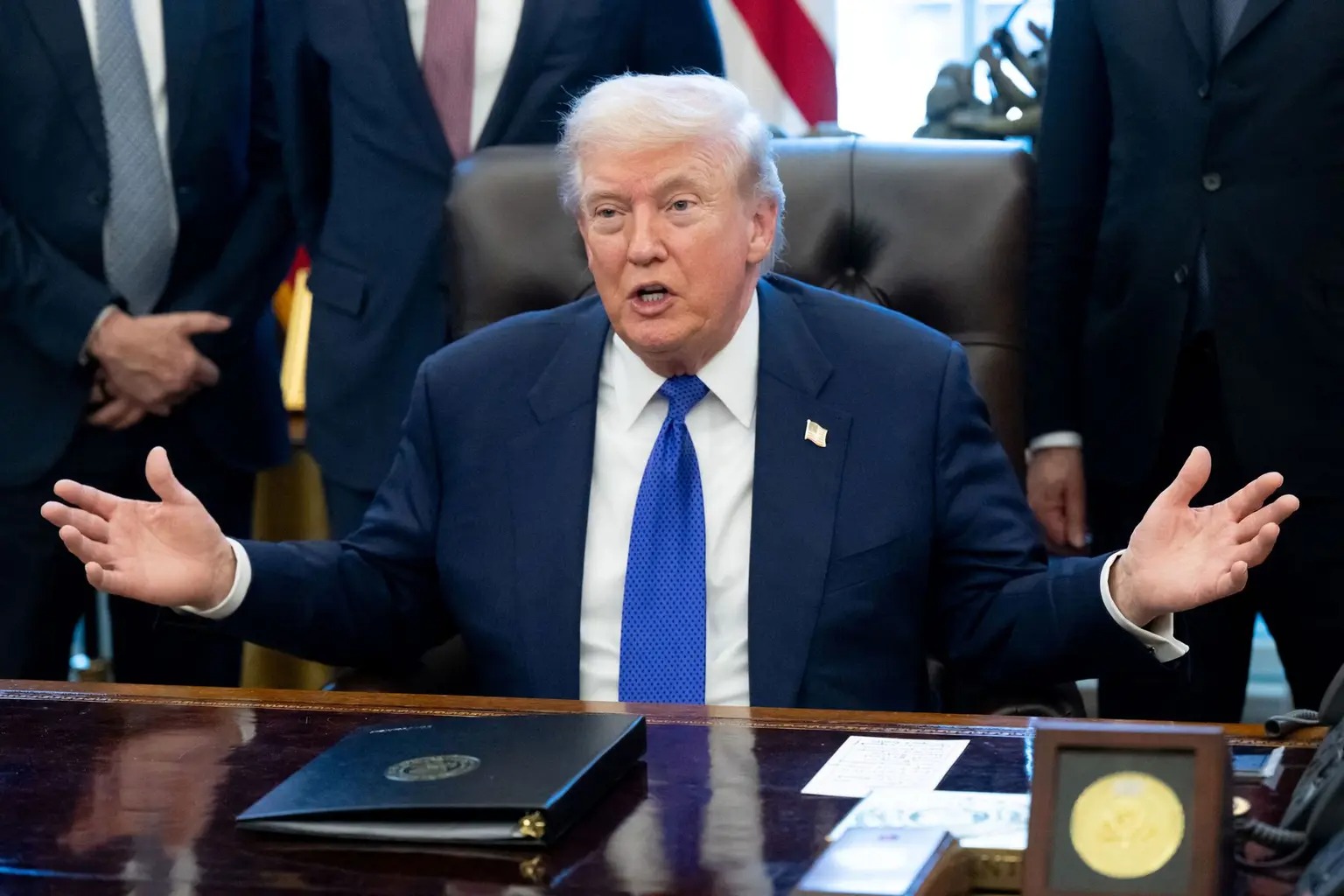 Tin tức thế giới 11-8: Ông Trump đòi Iran bồi thường tổn thất 50 năm; MiG-29 của Ukraine bị cháy khi chiến đấu ở Odessa - Ảnh 1.