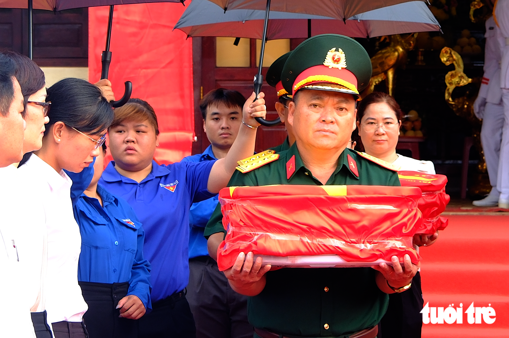 Tây Ninh tổ chức đưa 5.287 mẫu hài cốt liệt sĩ đến sân bay Tân Sơn Nhất chờ đi giám định ADN - Ảnh 5.
