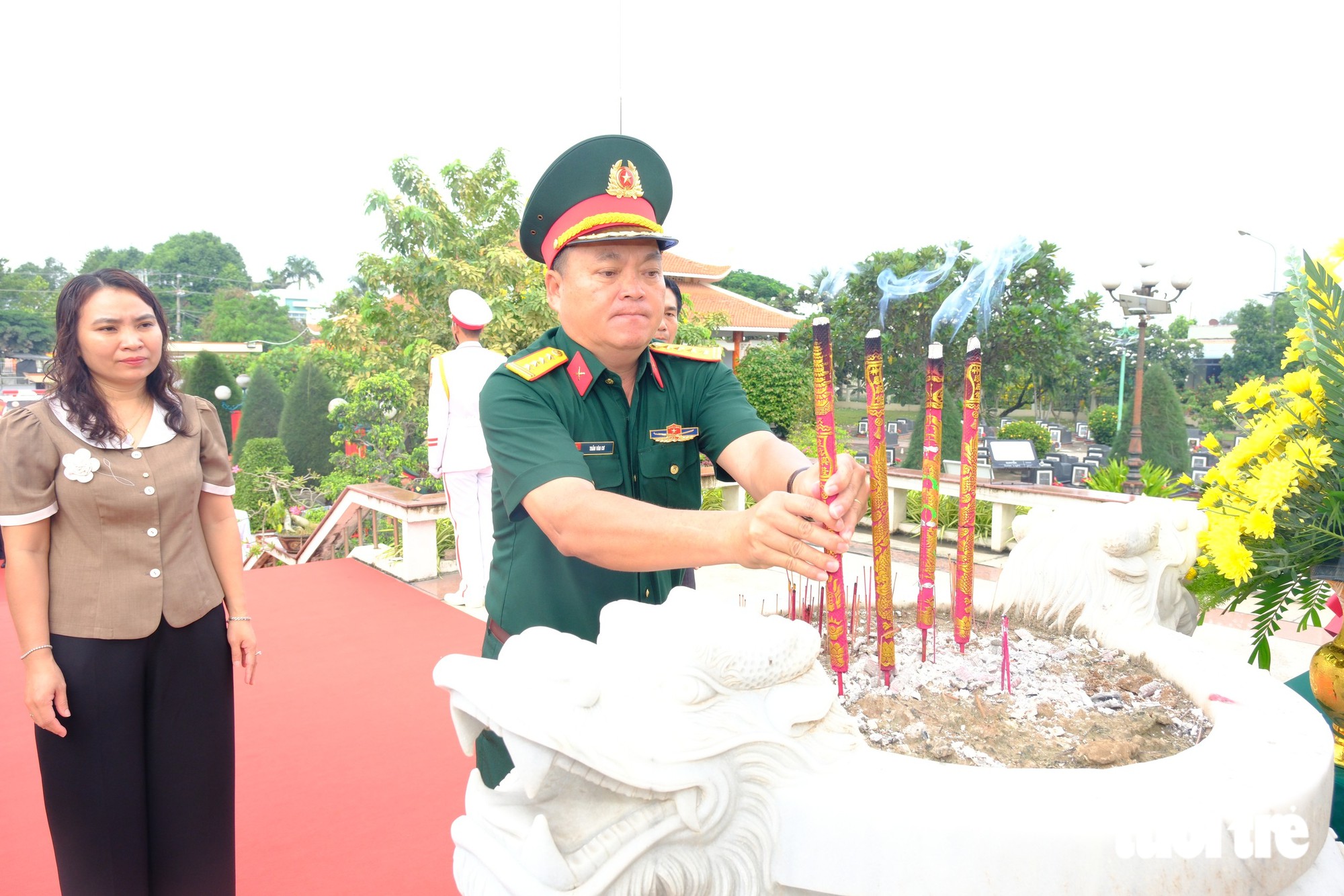 Tây Ninh tổ chức đưa 5.287 mẫu hài cốt liệt sĩ đến sân bay Tân Sơn Nhất chờ đi giám định ADN - Ảnh 2.