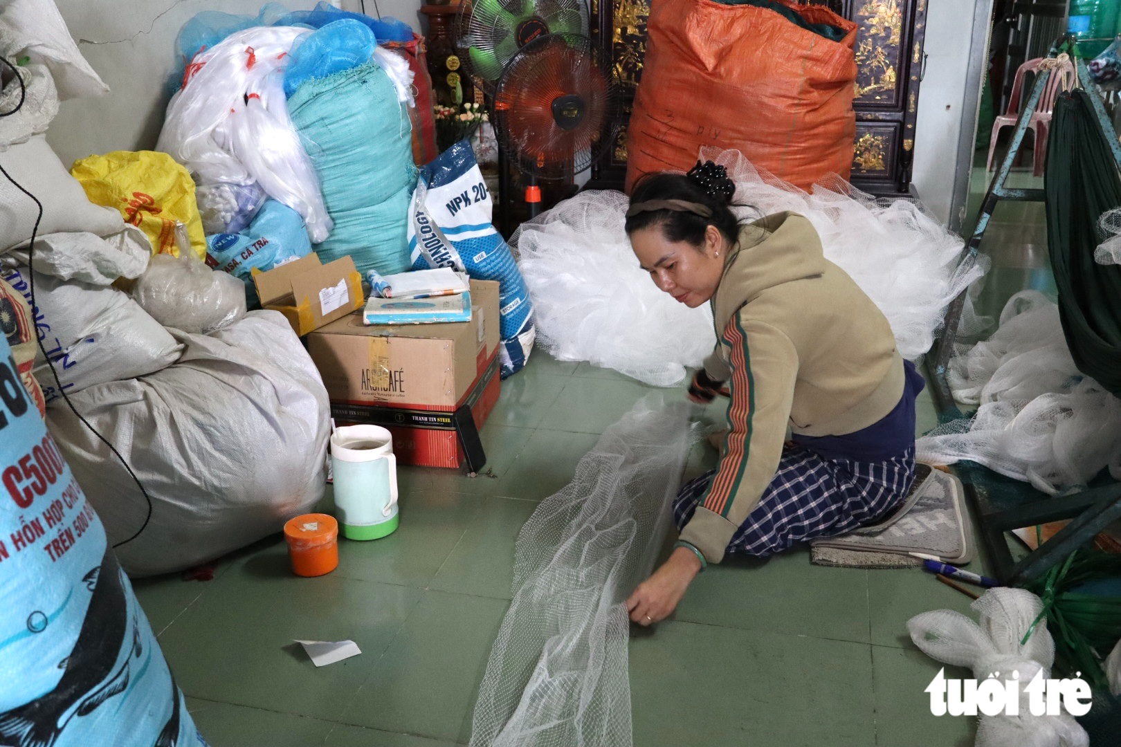 Làng nghề đan lưới nổi tiếng Cần Thơ tất bật khi mùa nước nổi về - Ảnh 7.