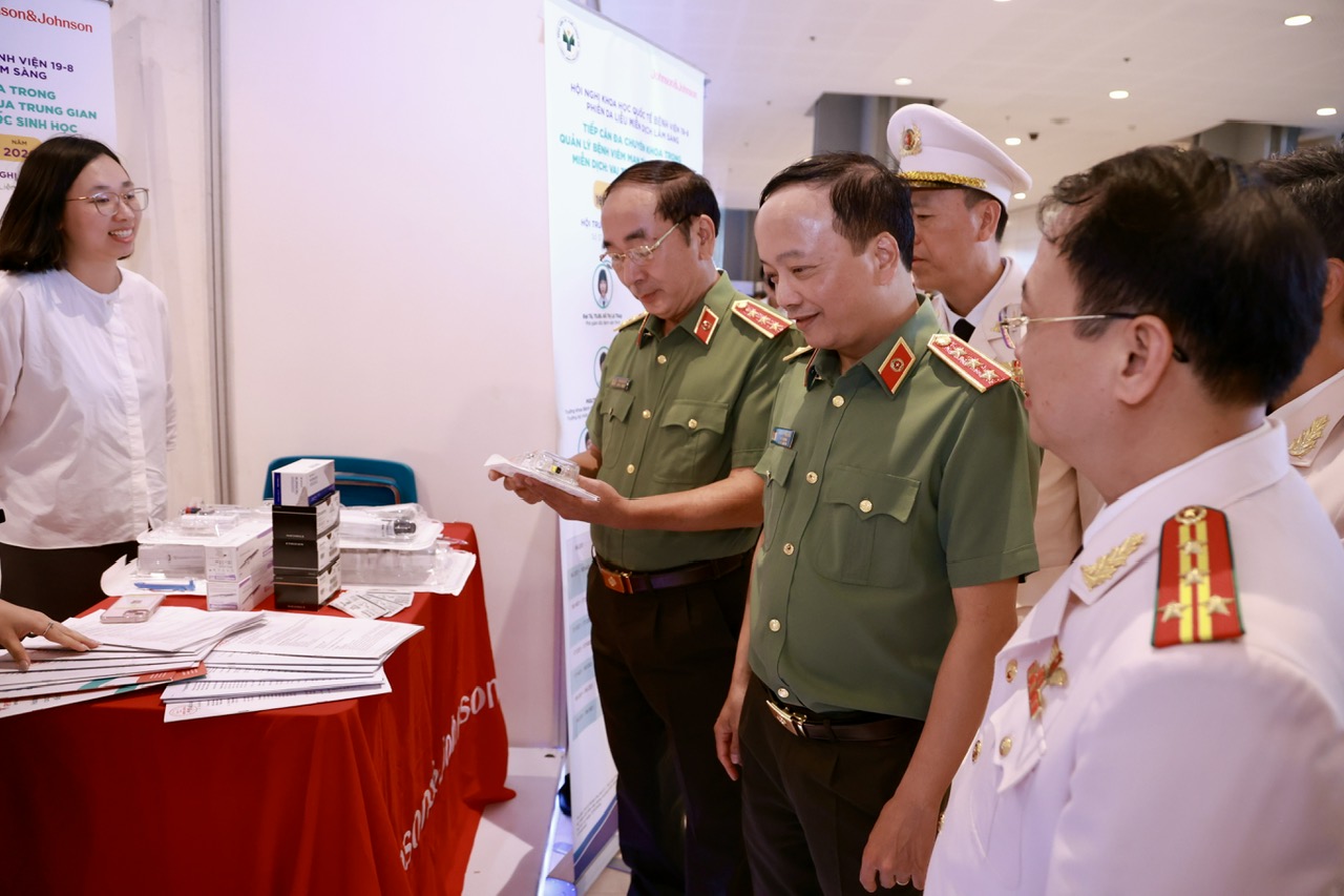 Từ bệnh xá nhỏ đến quy mô 1.000 giường: Bệnh viện thuộc Bộ Công An hướng tới vươn tầm khu vực - Ảnh 3.