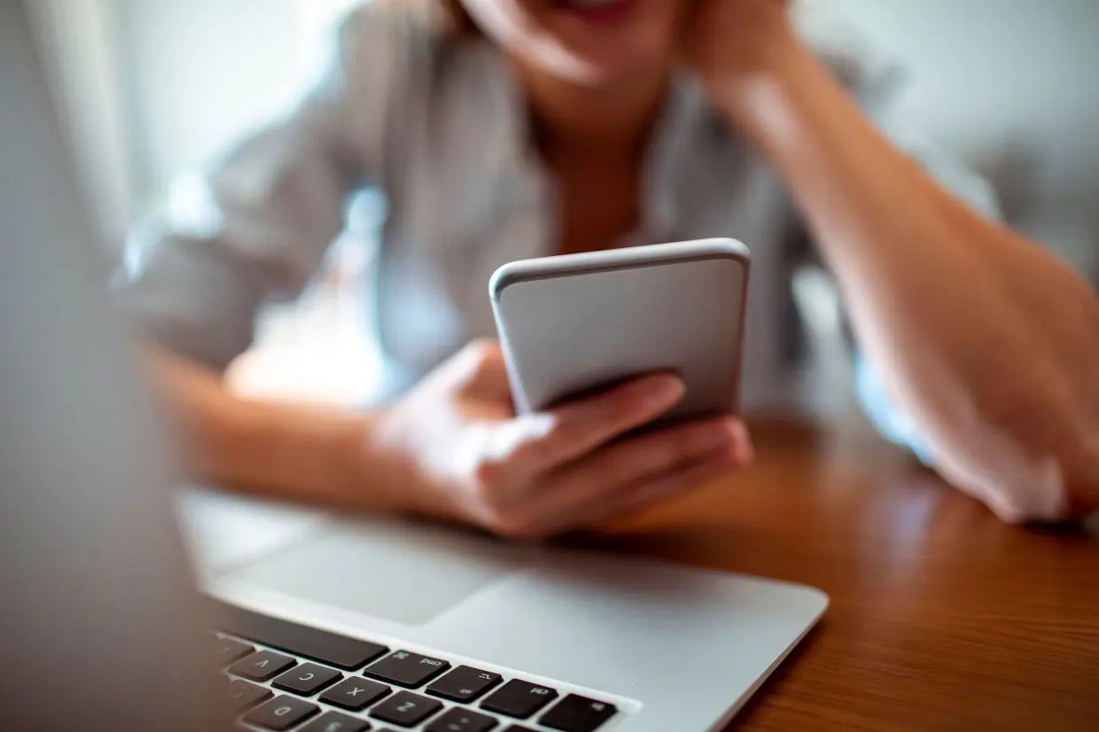 Vì sao Gen Z phỏng vấn xin việc như gọi FaceTime cho bạn bè? - Ảnh 3.