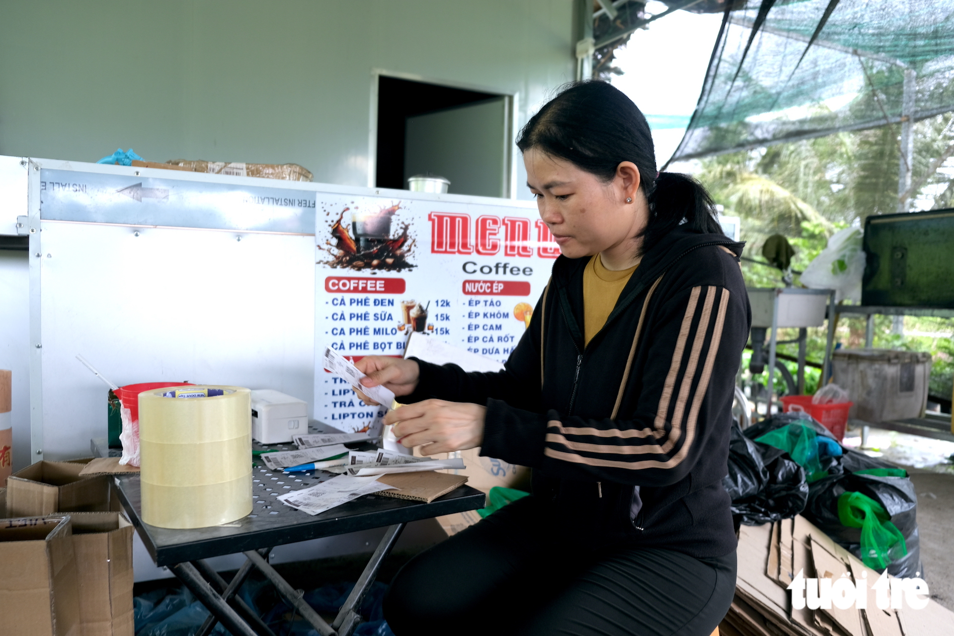 Kinh tế số giúp nông dân làng hoa 'xóa' tư duy mùa vụ - Ảnh 4.
