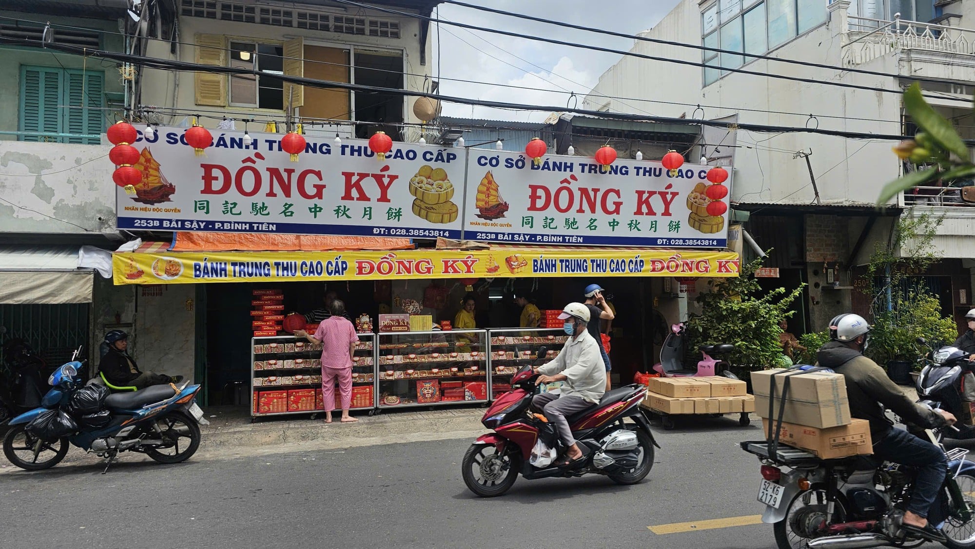 Traditional bakeries in Ho Chi Minh City’s Cho Lon area keep the Mid-Autumn spirit alive- Ảnh 11.