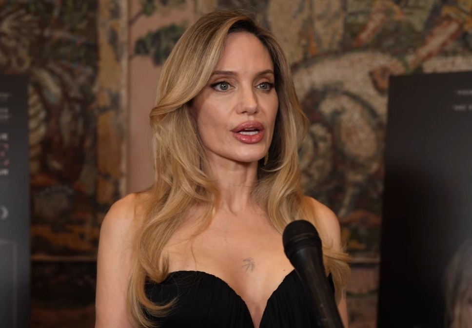 Lý do Angelina Jolie sang Campuchia sống vài tháng mỗi năm? - Ảnh 1.