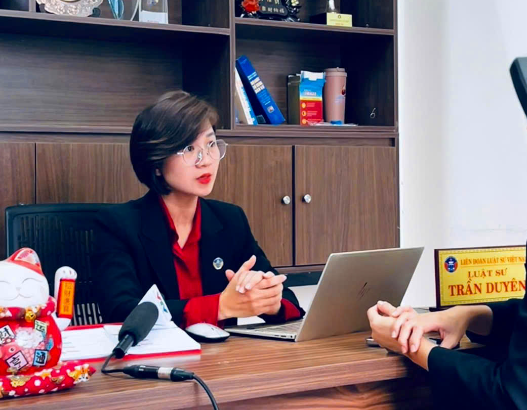 Từ vụ xử lý xe ghép Quảng Ngãi - Đà Nẵng: Tài xế có thể bị phạt tiền, trừ 6 điểm bằng lái - Ảnh 2.