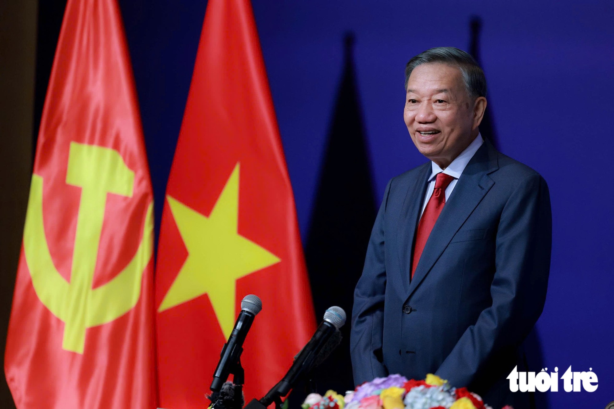 Những khoảnh khắc ấn tượng trong chuyến thăm Nga, Pháp của Tổng Bí thư, Chủ tịch nước Tô Lâm và phu nhân - Ảnh 7.
