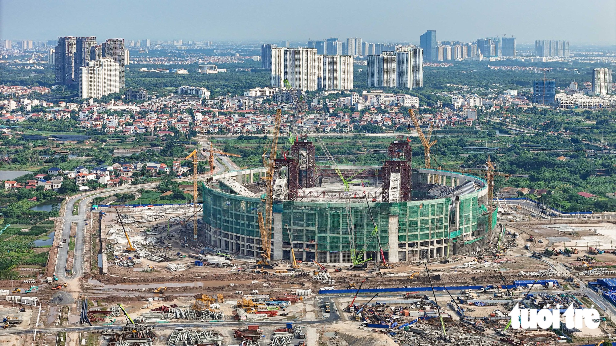 Công trường sân vận động 60.000 chỗ tại Hưng Yên vừa đón Chủ tịch FIFA tới thăm, chuẩn bị lắp mái vòm hơn 8.500 tấn - Ảnh 1.