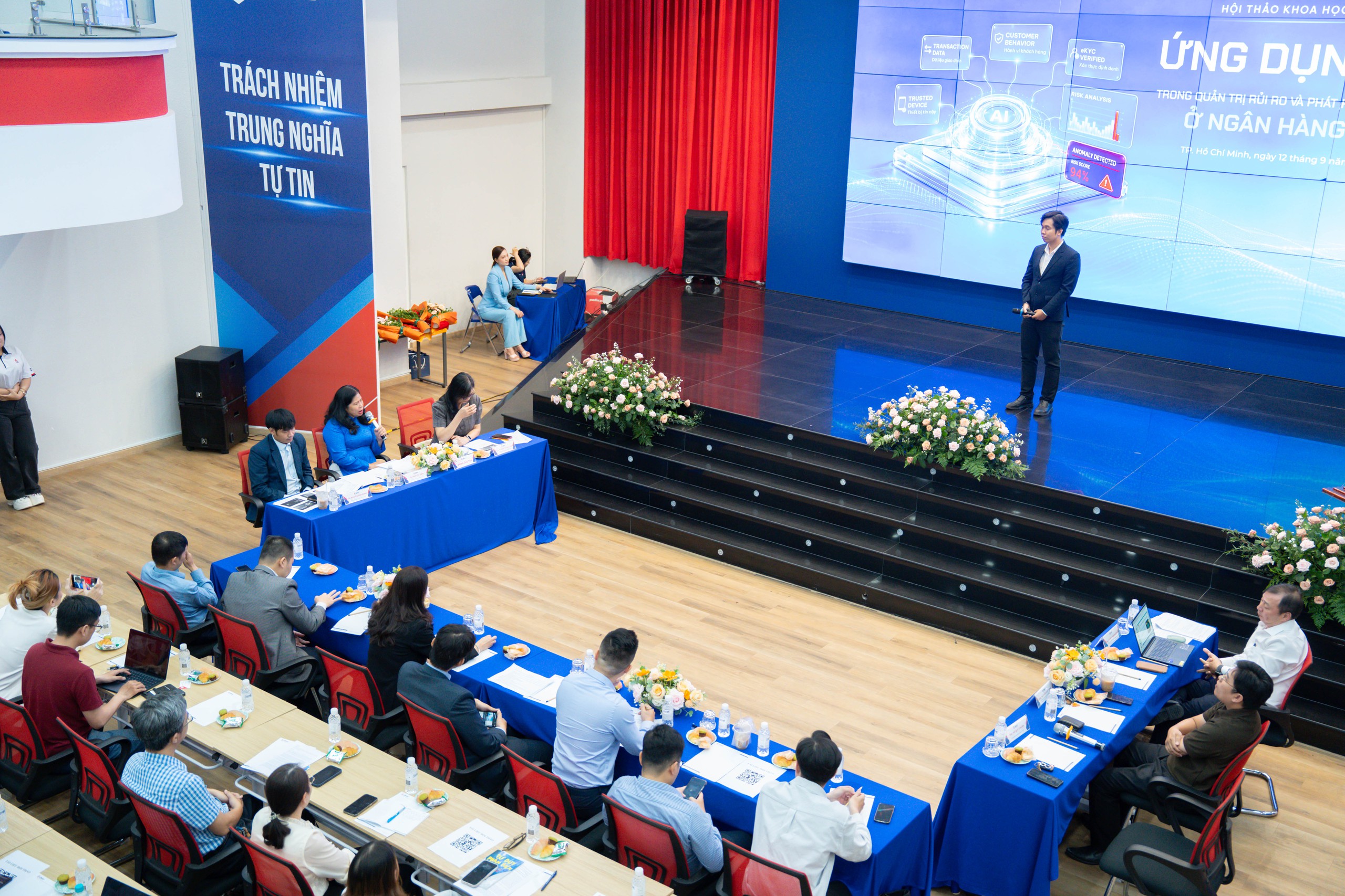 Sinh viên học cách giữ tài khoản ngân hàng trước những chiêu lừa số ra sao? - Ảnh 1.