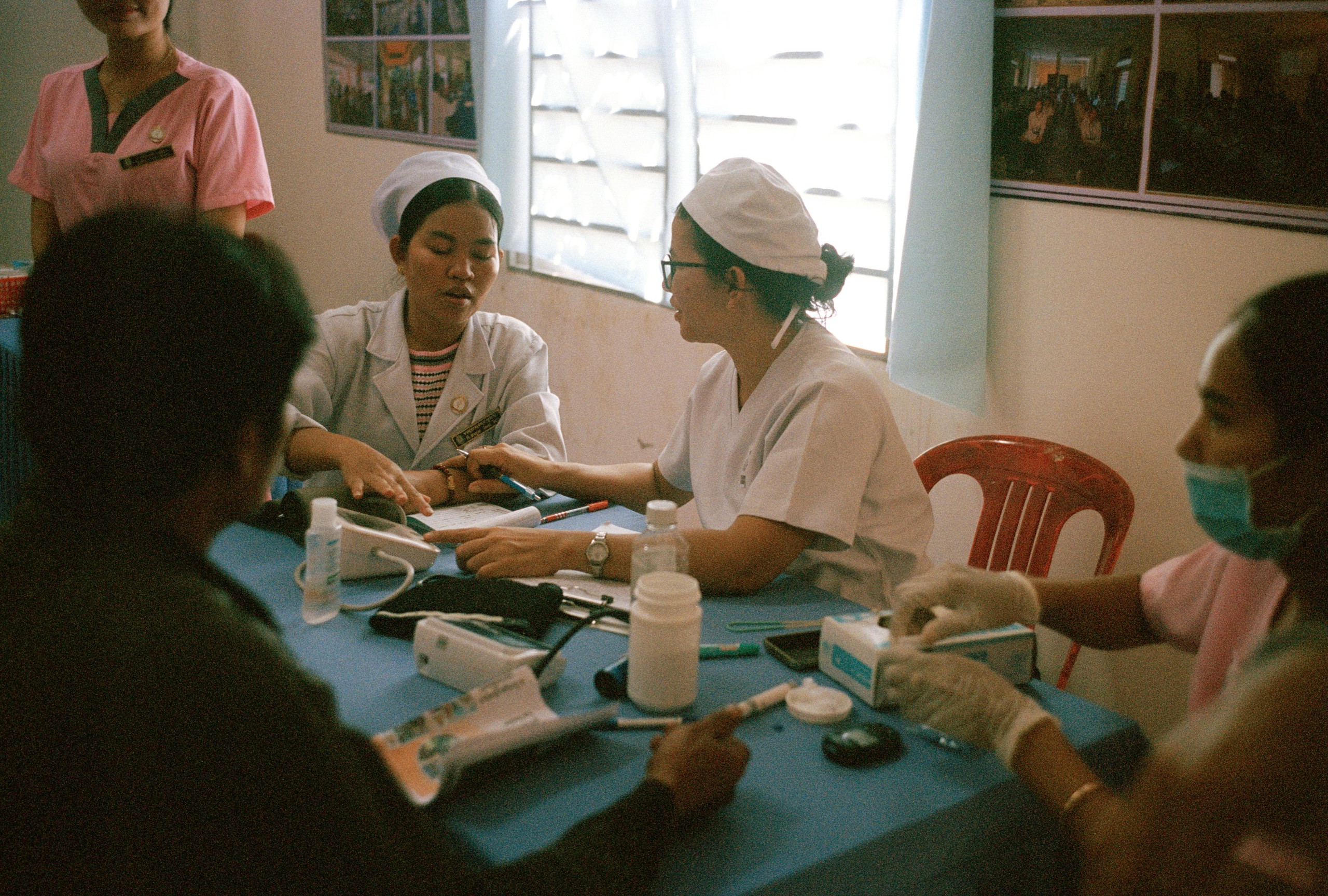 Lý do Angelina Jolie sang Campuchia sống vài tháng mỗi năm? - Ảnh 4.