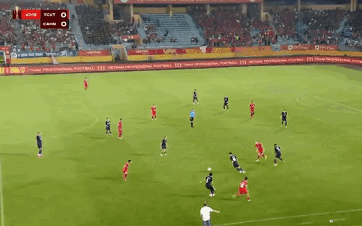 Vietnamese football’s enfant terrible: How violence is eclipsing Doan Van Hau’s talent- Ảnh 1.